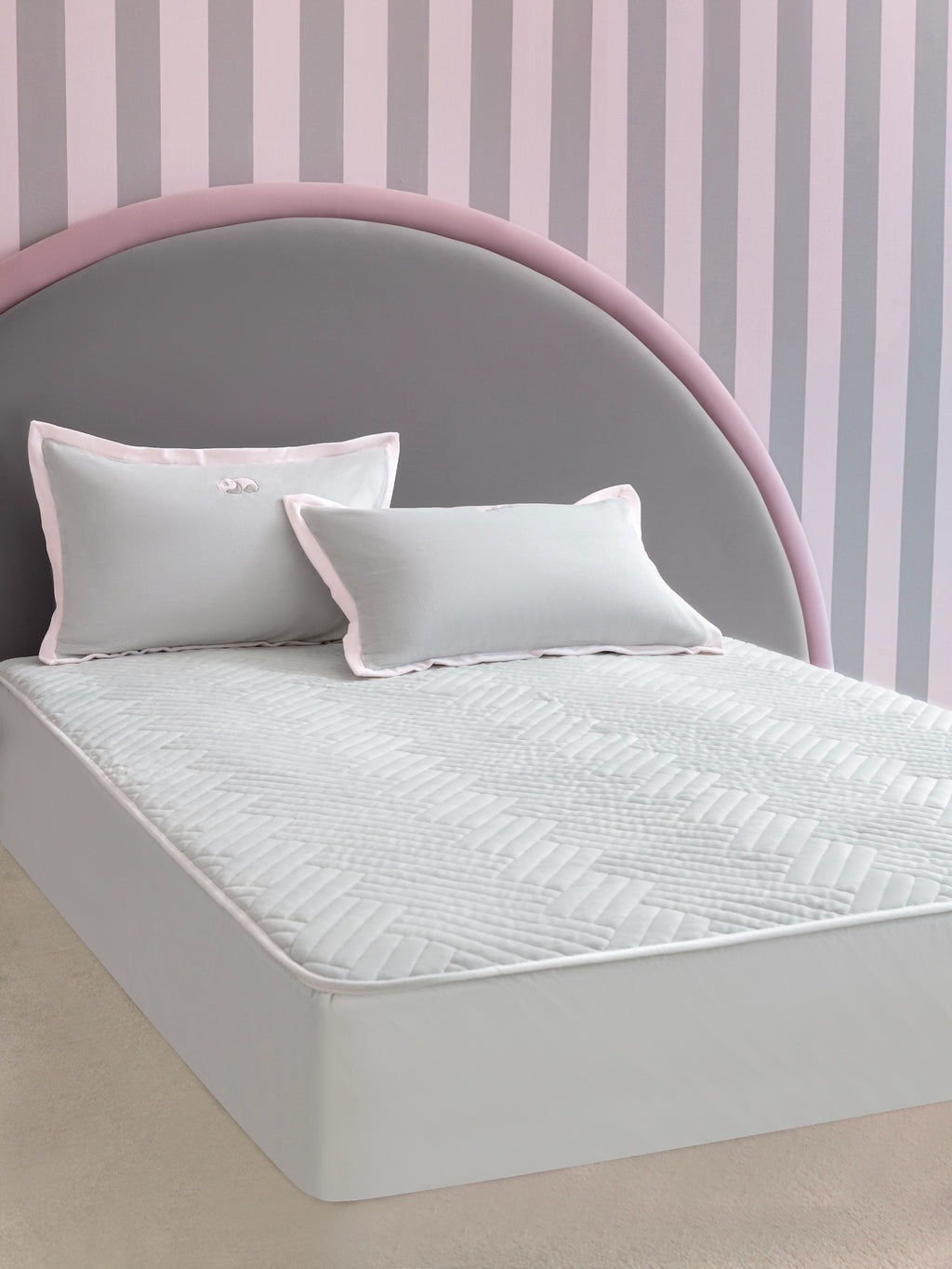 "Panda PomPom" Micro Flannel Mattress Protector Set