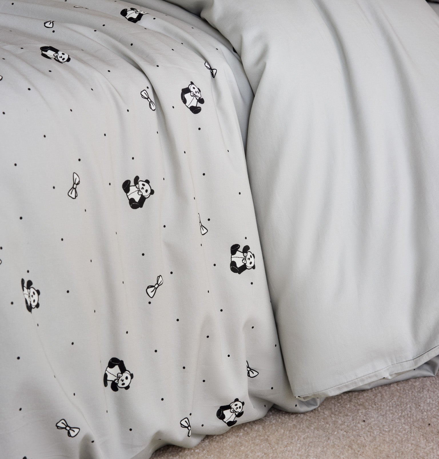 "Panda PomPom"  cotton sateen bedding set Gray