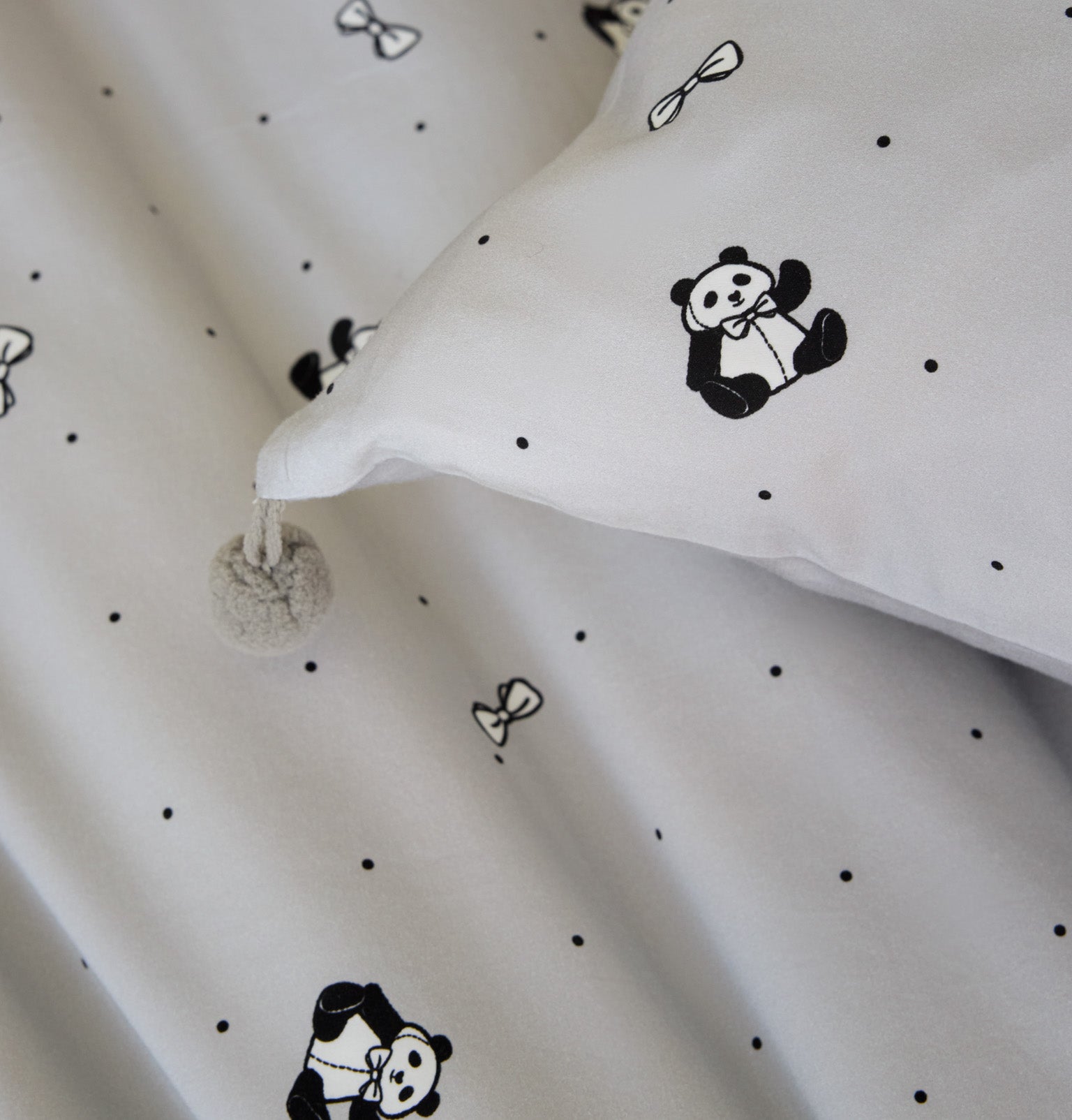 "Panda PomPom"  cotton sateen bedding set Gray