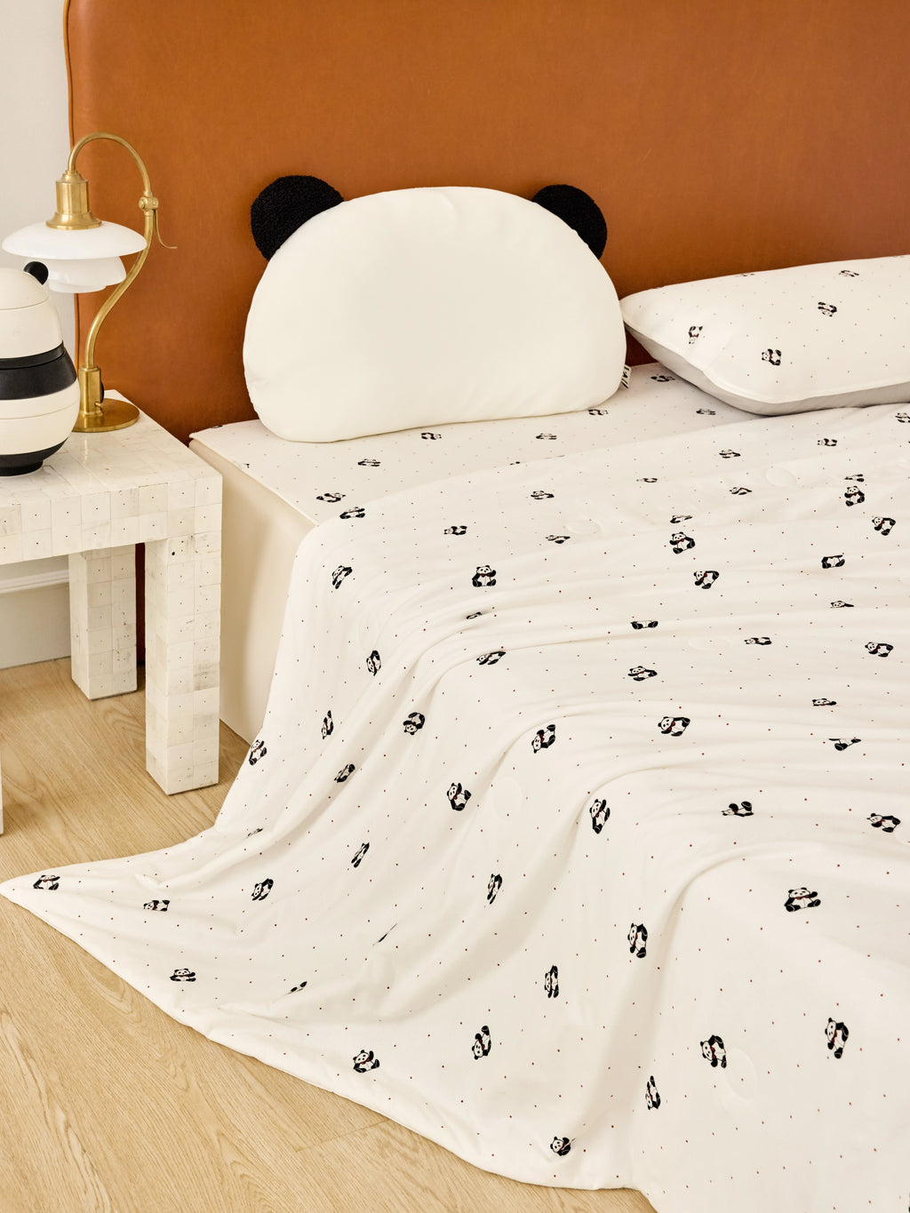 "Panda PomPom" Knitted Summer Quilt White