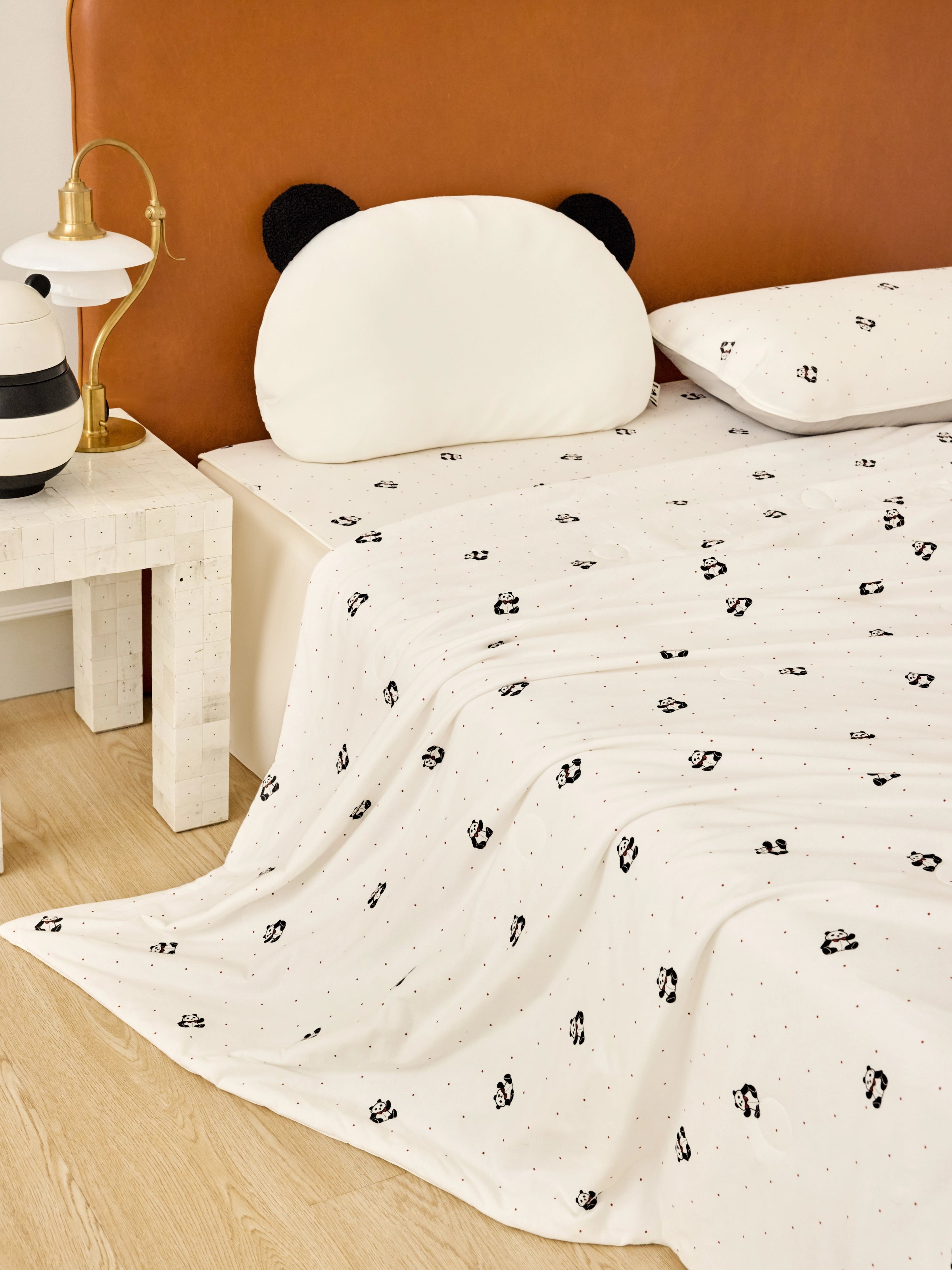 "Panda PomPom" Knitted Summer Quilt White