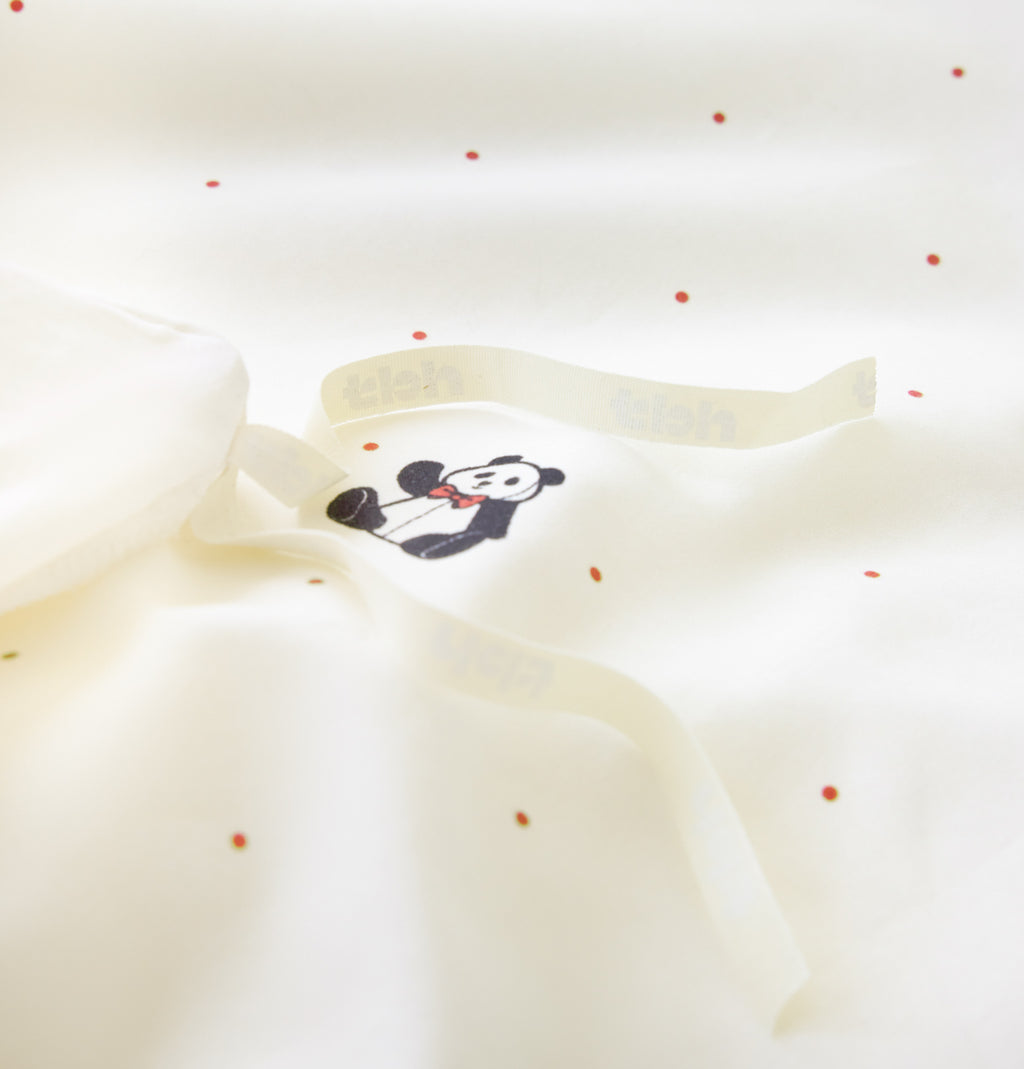 "Panda PomPom"  cotton sateen bedding set White