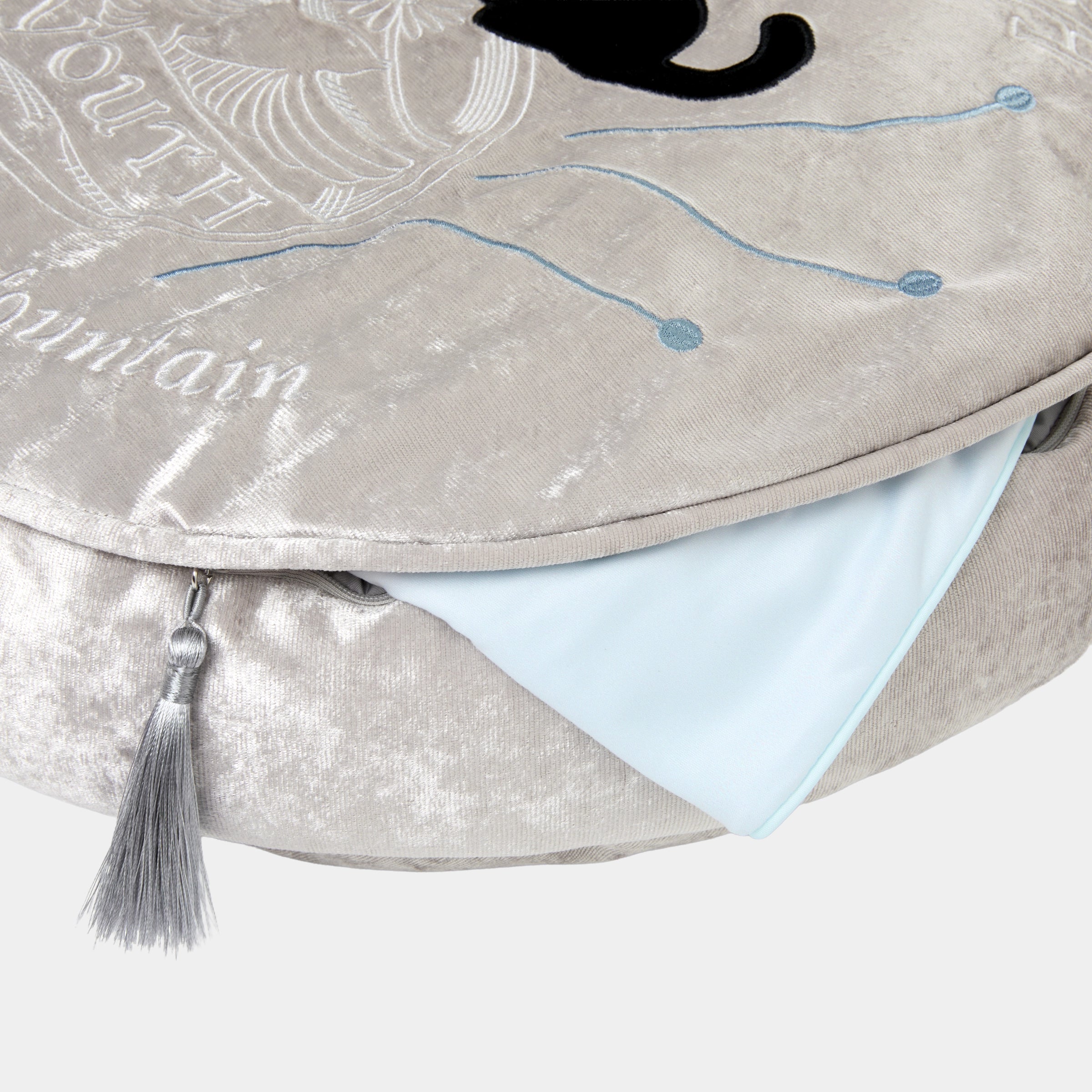 "Urban Jungle" Cushion & Cooling Thrown sets