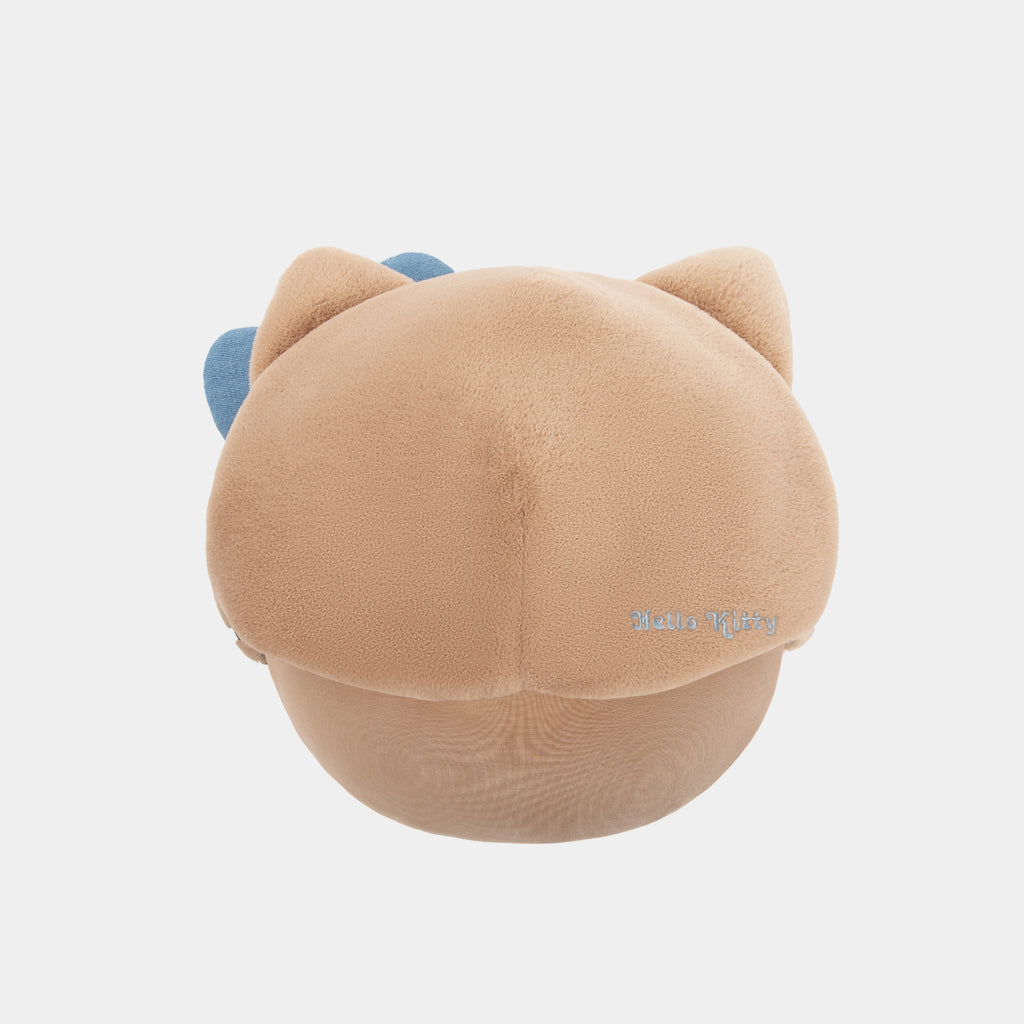 "Hello Kitty" Travel Nap Set On Vocation