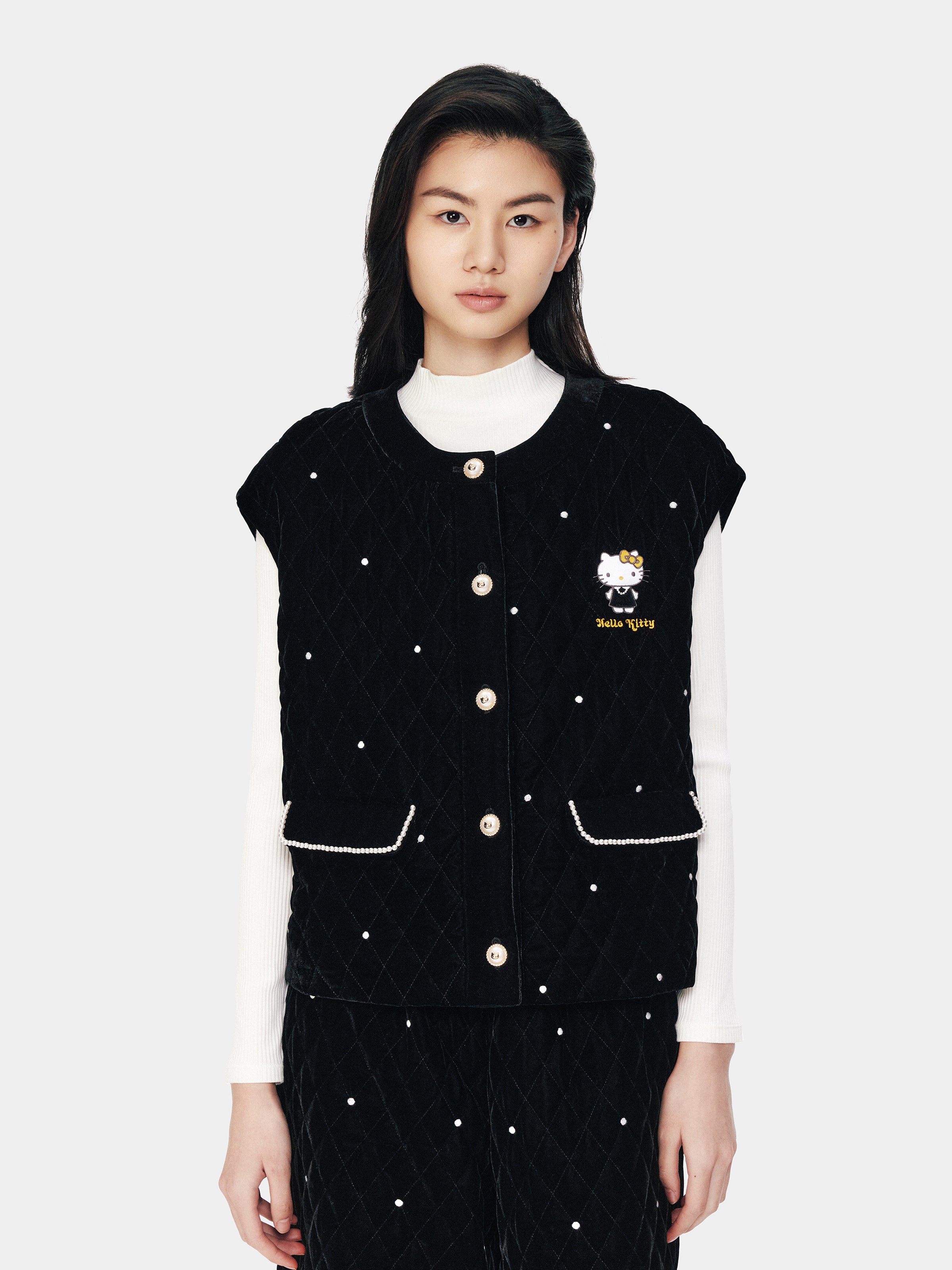 "Hello Kitty" Velvet Quilted Loungewear Vest – Argyle