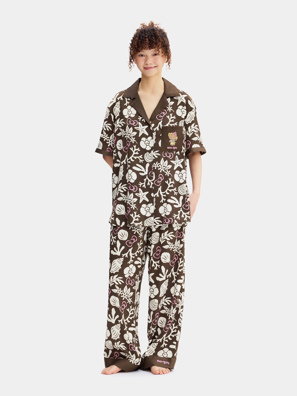 "Hello Kitty" Satin Loungewear Set Short Sleeve – Coconut Brown
