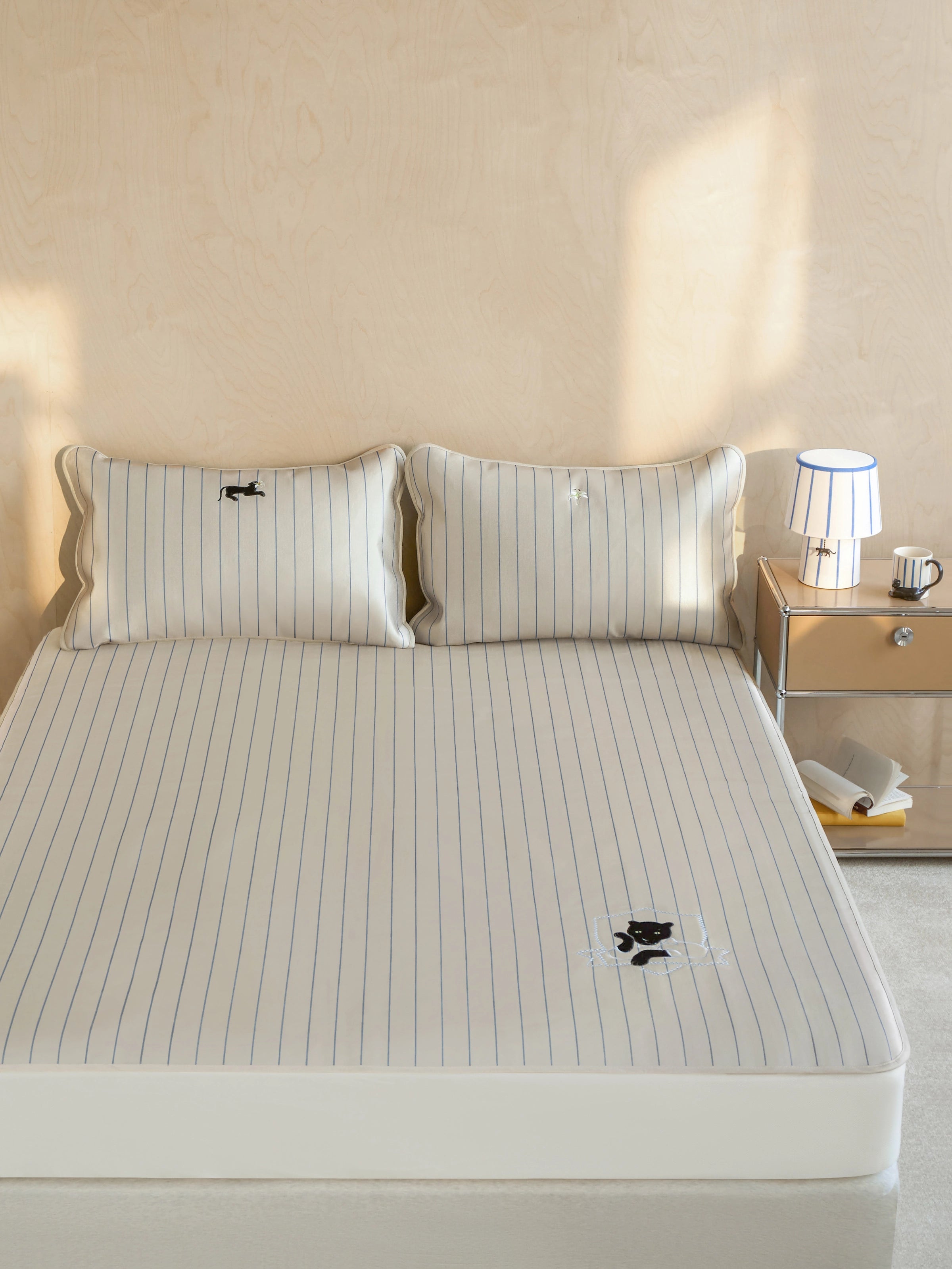 “Urban Junglee” Cooling Mat Set Dark Camel