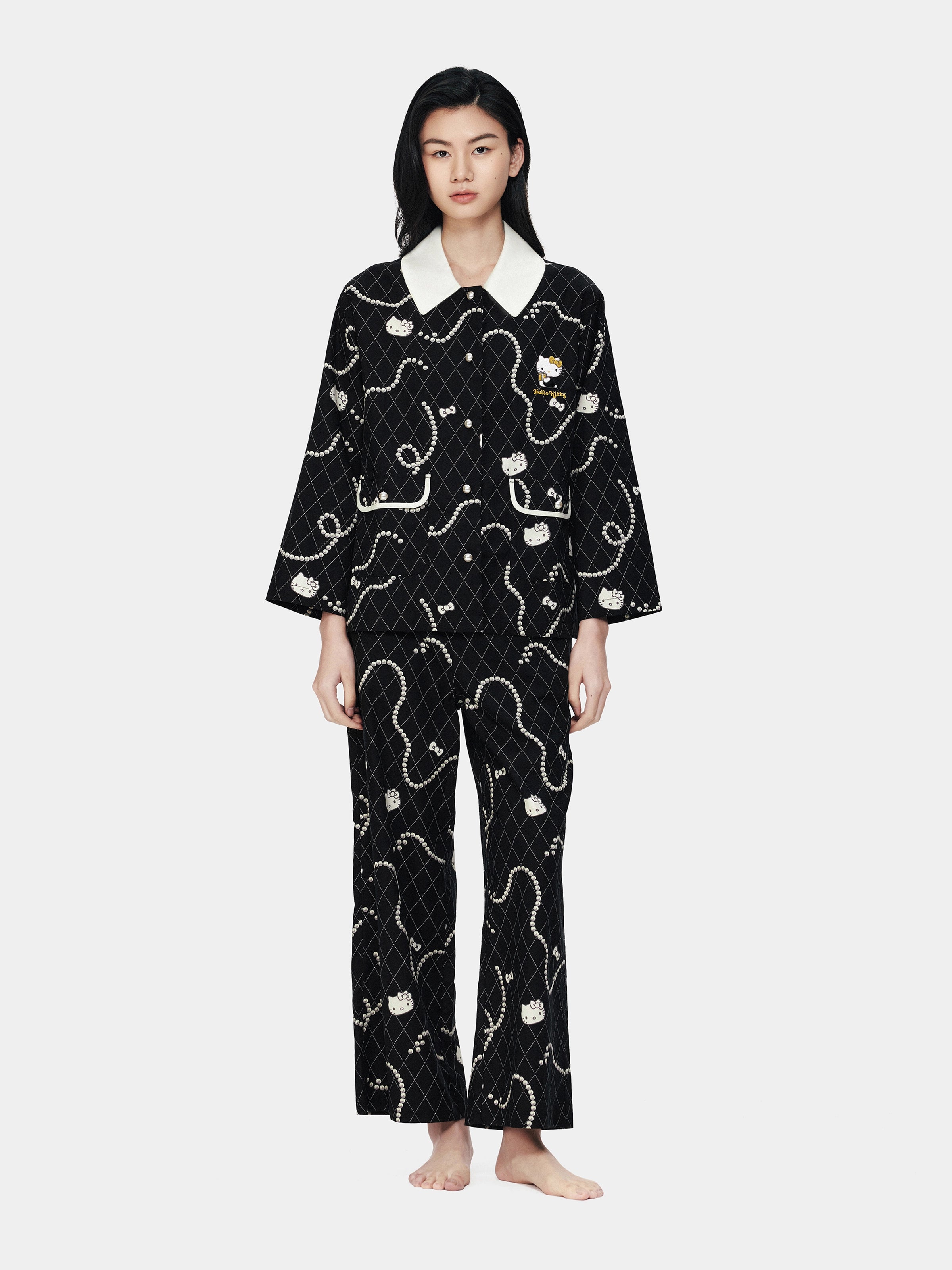 "Hello Kitty" Tencel Cotton Blend Loungewear Set – Pearl Necklace