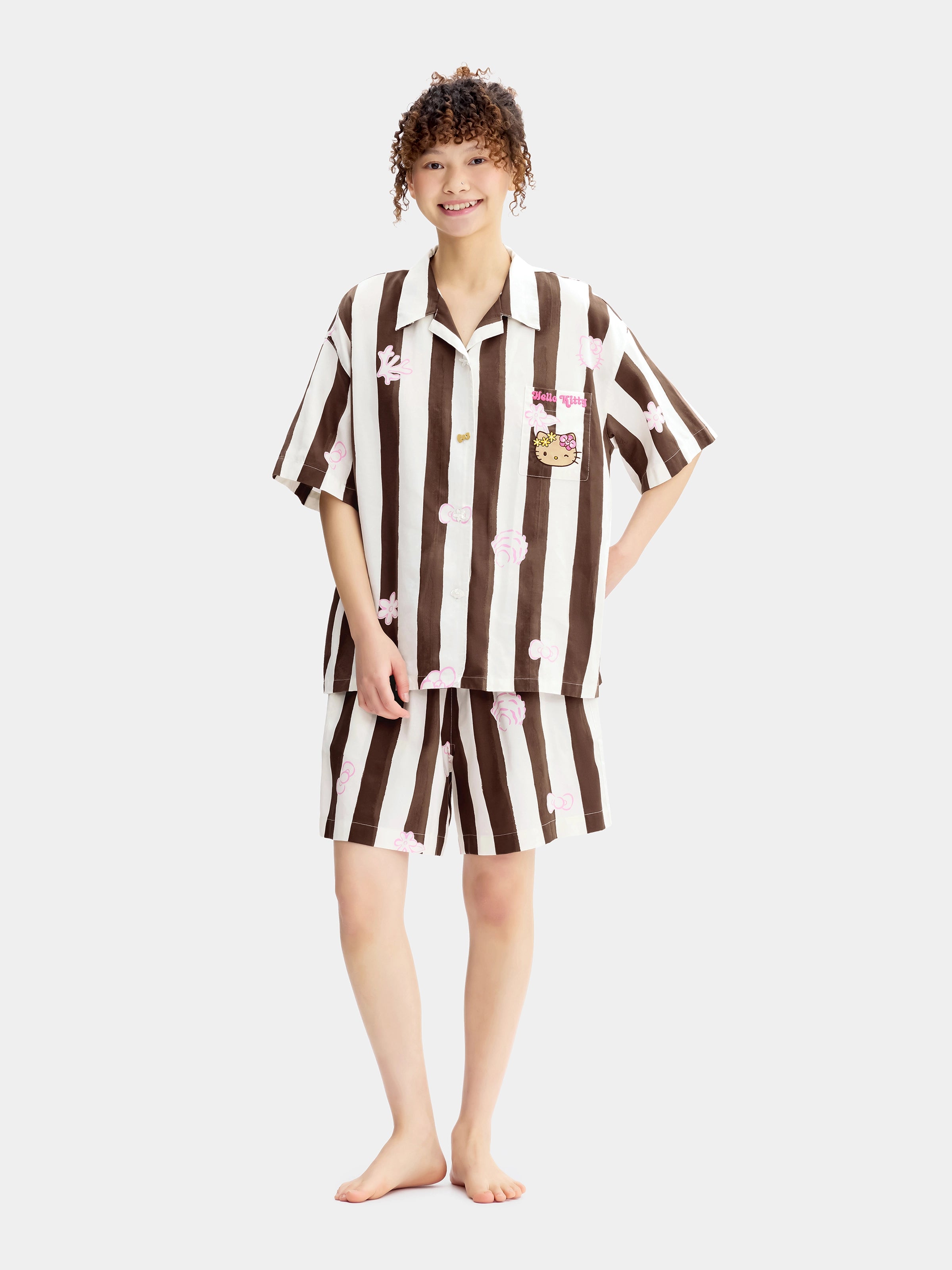 "Hello Kitty" Tencel Cotton Blend Loungewear Set Short Sleeve & Shorts – Coconut Brown
