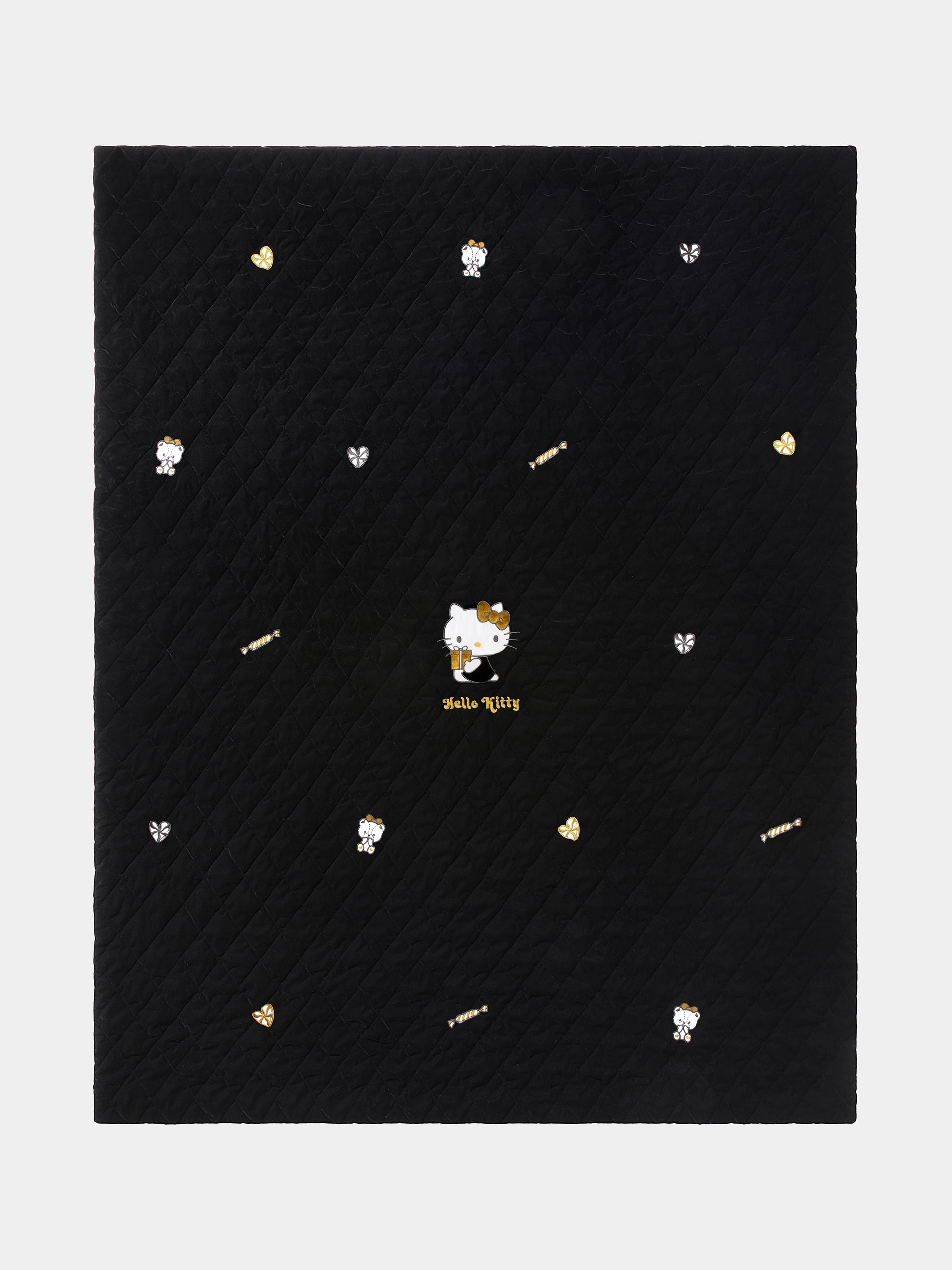 "Hello Kitty" Velvet Coverlet Candy Shop
