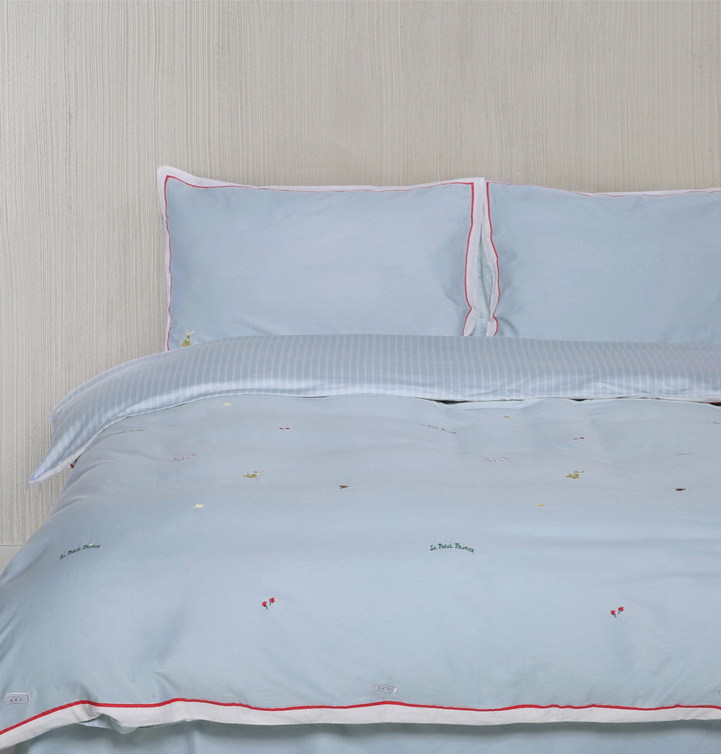 “Le Petit Prince” cotton embroidered bedding set Planet Blue