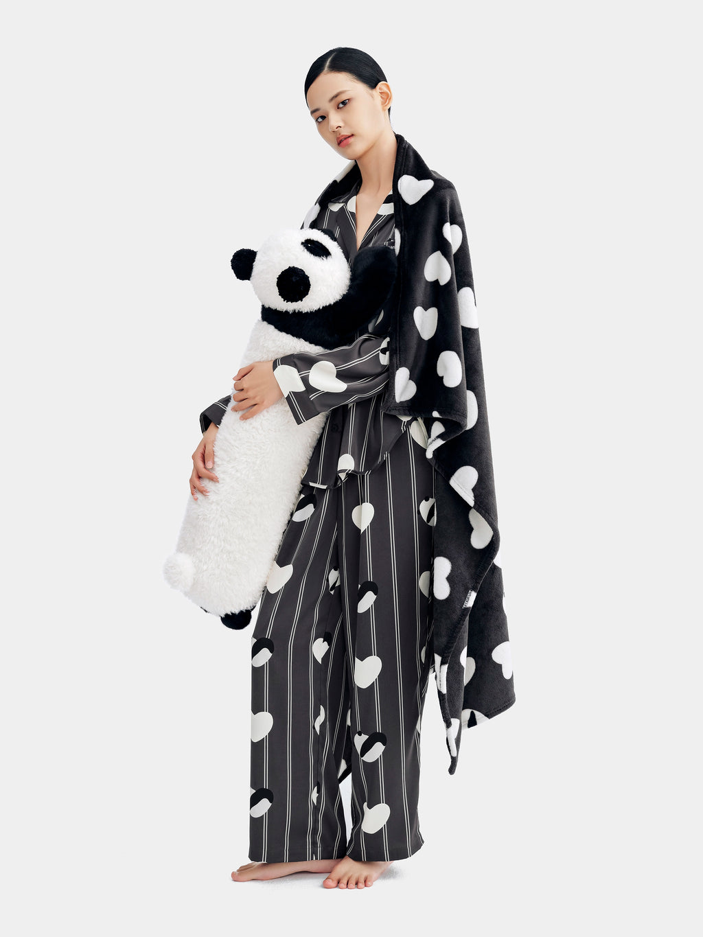 "panda pompom" ผ้าห่มผ้าสักหลาด / เบาะรองนั่ง 2-in-1 – ฮักฮัก