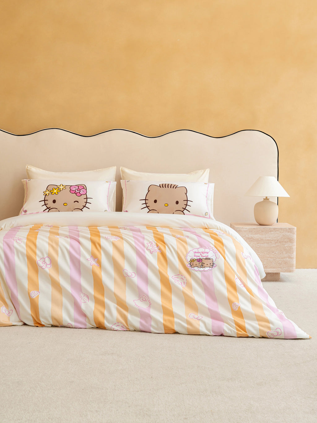 "Hello Kitty & Dear Daniel" Cotton Sateen Printed Bedding Set – Coral Pink