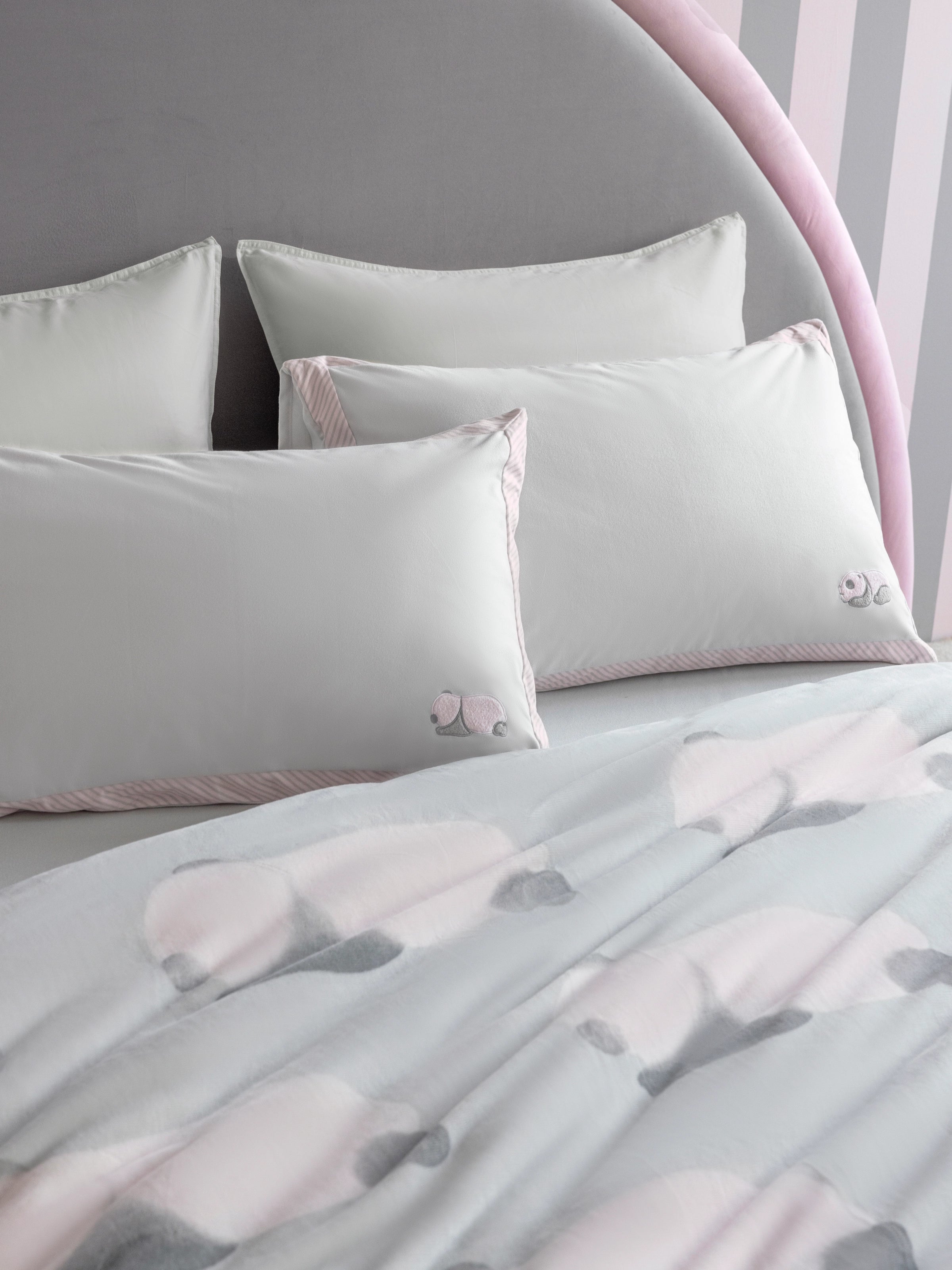 "Panda PomPom" micro flannel bedding set Cream White