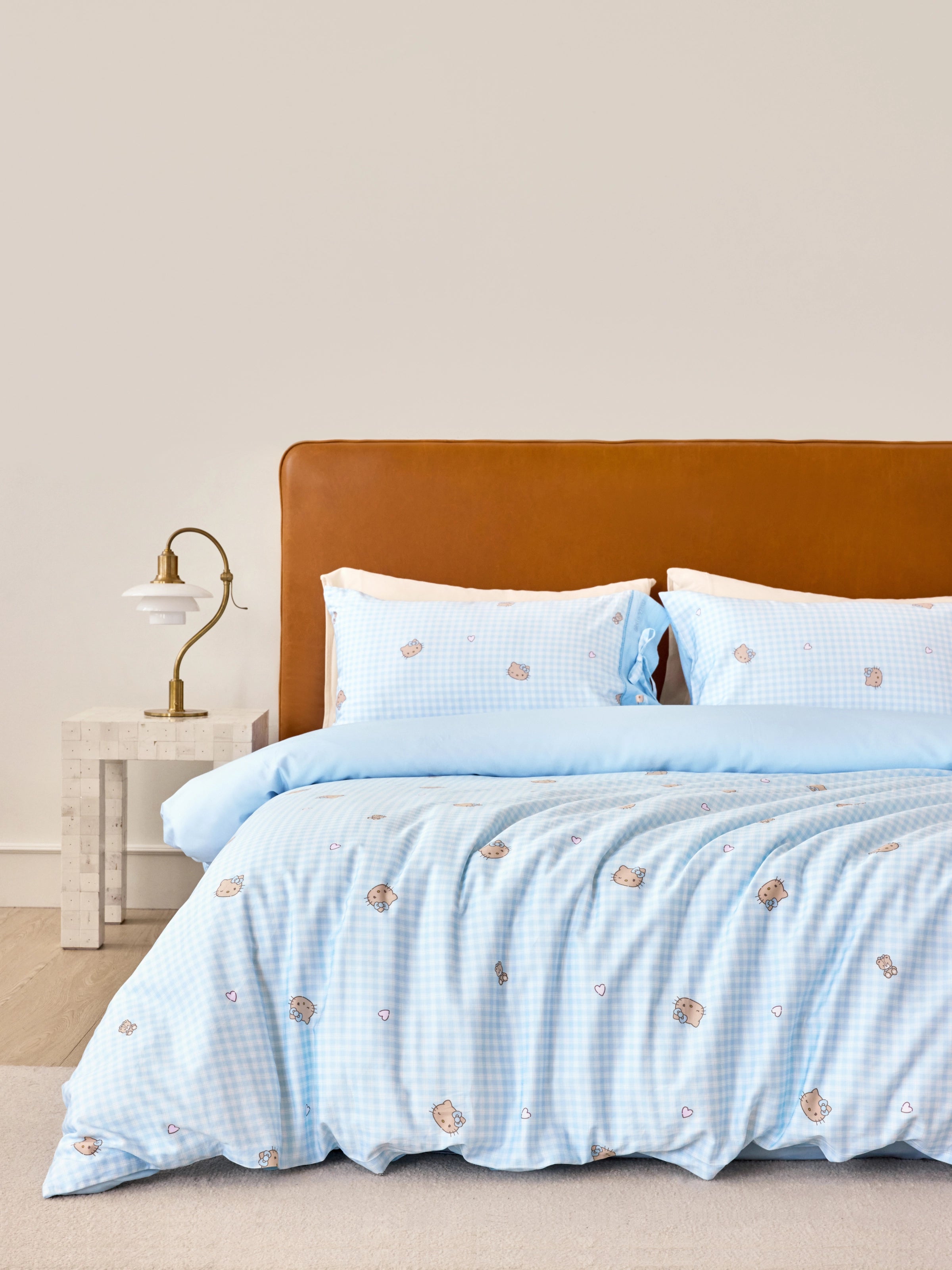 "Hello Kitty"  cotton sateen bedding set Hello Kitty Check