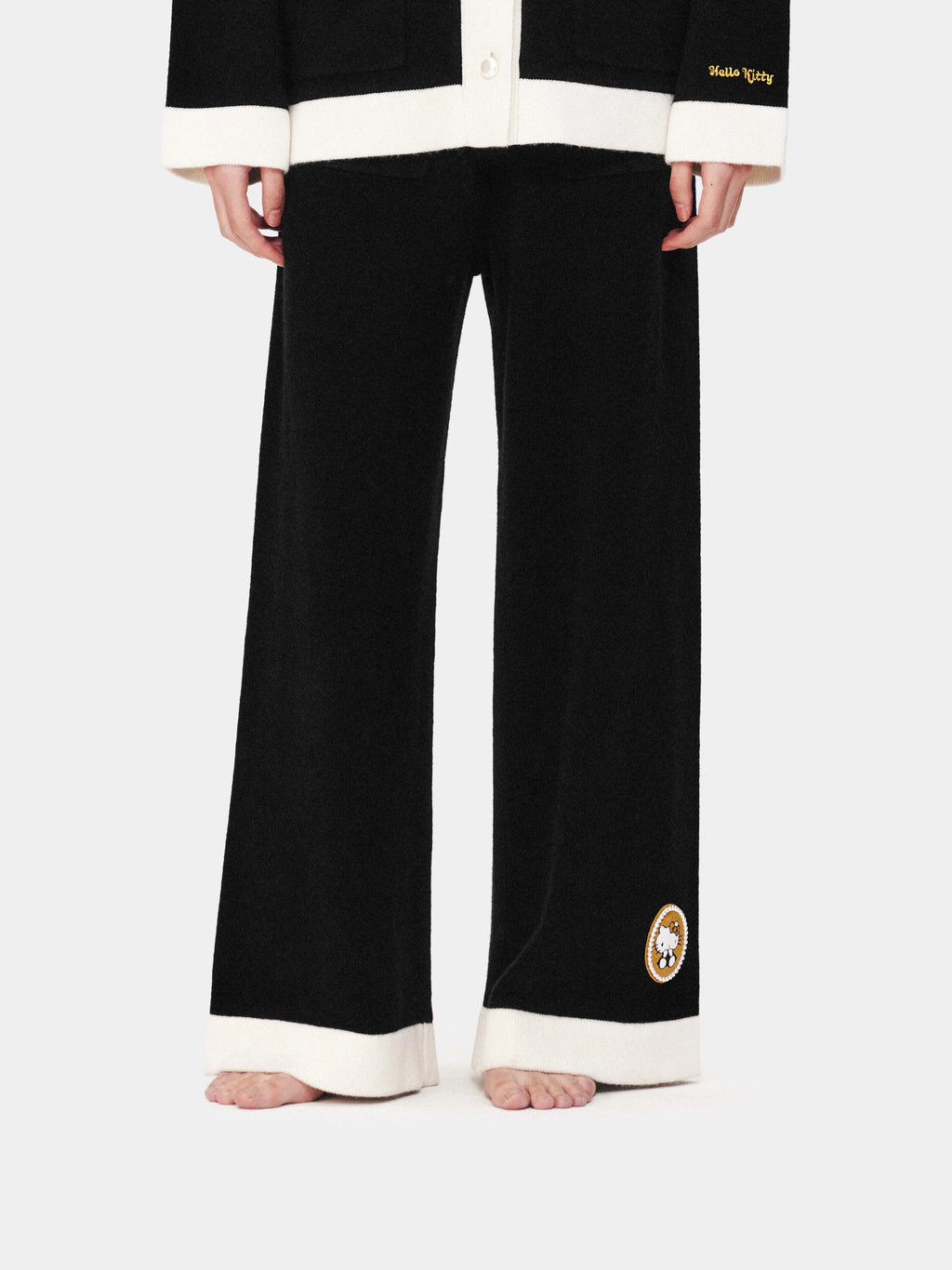 "Hello Kitty" Wool Cashmere Blend Pants – Black & White