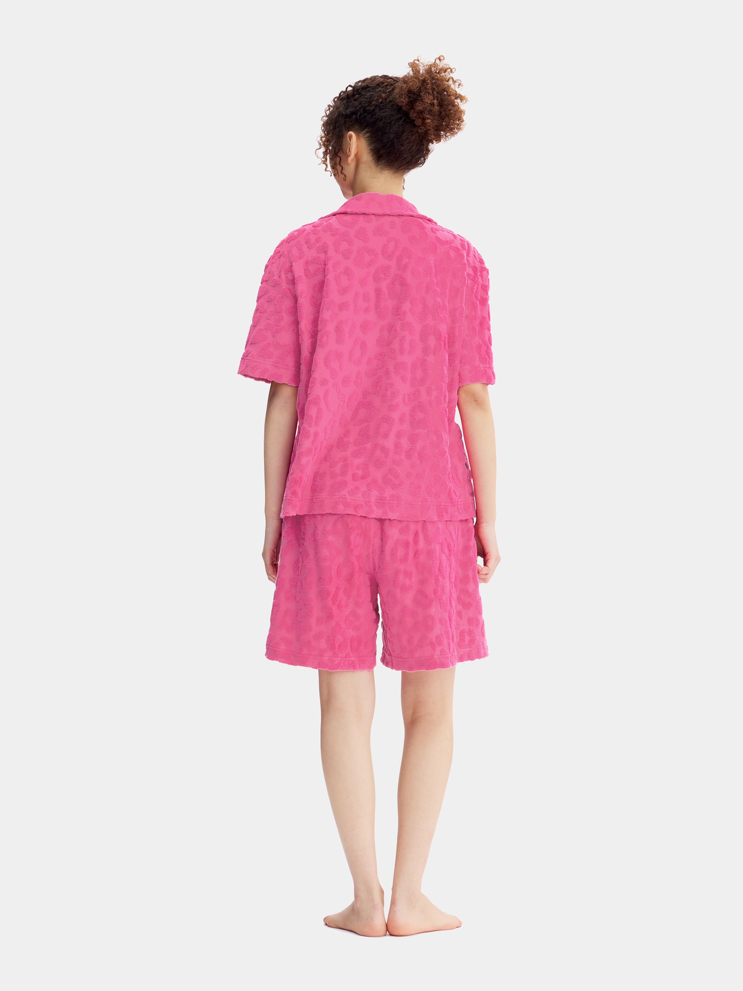 "Hello Kitty" Terry Loungewear Set Short Sleeve & Shorts – Hot Pink Leopard