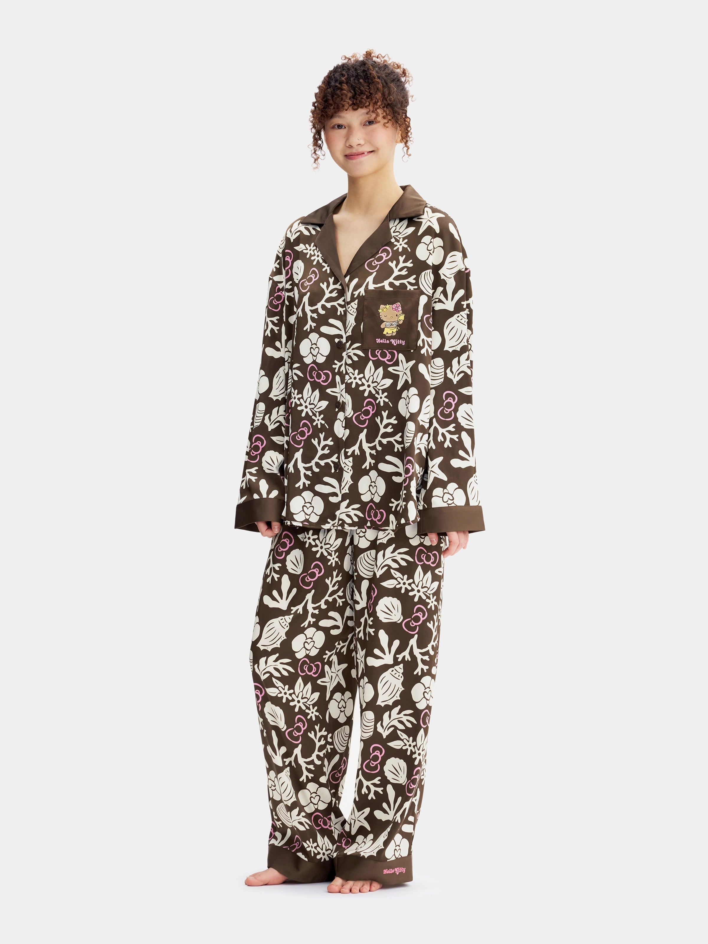 "Hello Kitty" Satin Loungewear Set Long Sleeve – Coconut Brown