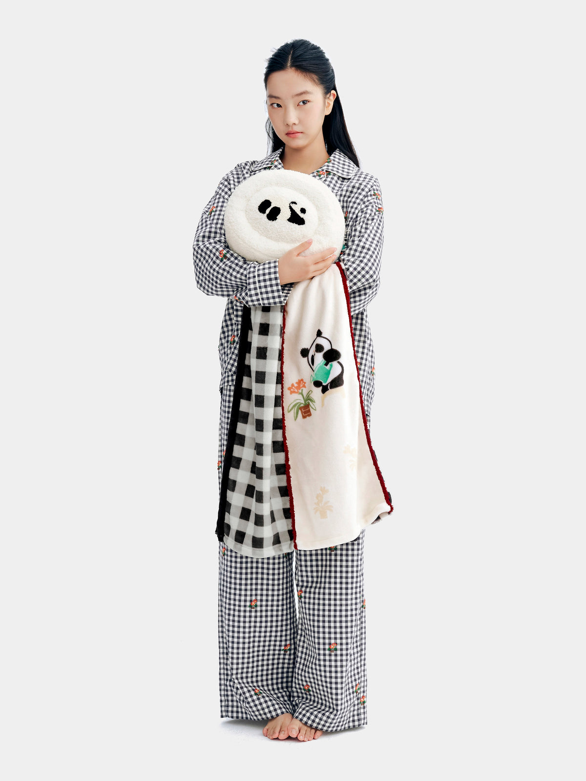 "panda pompom" 2-in-1 Flannel Blanket / Cushion – Retro Candy