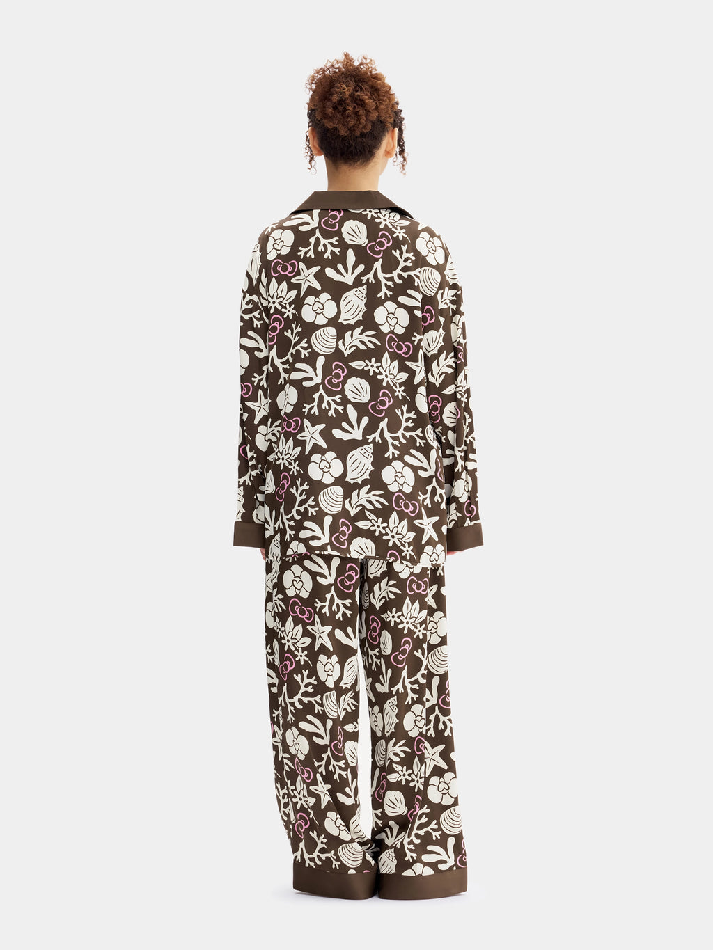 "Hello Kitty" Satin Loungewear Set Long Sleeve – Coconut Brown