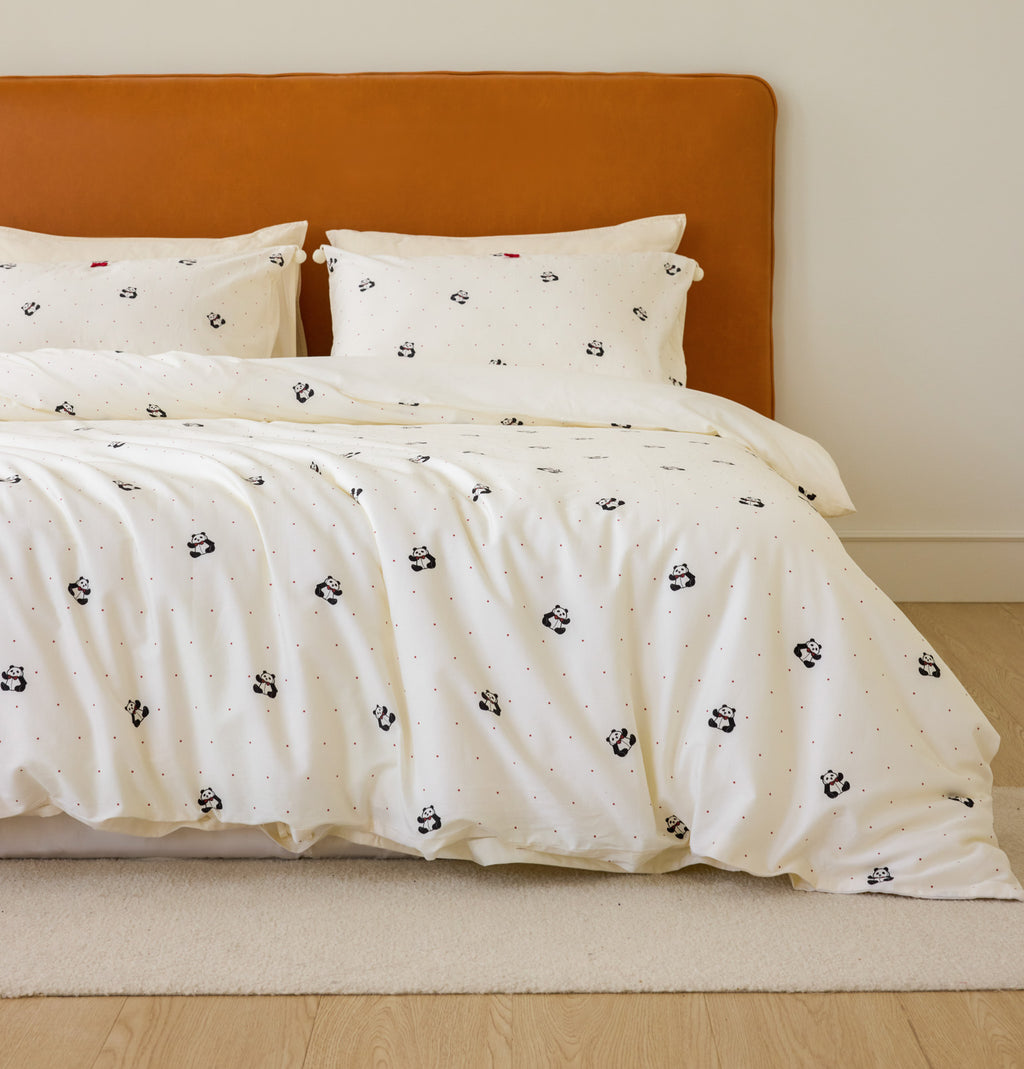 "Panda PomPom"  cotton sateen bedding set White