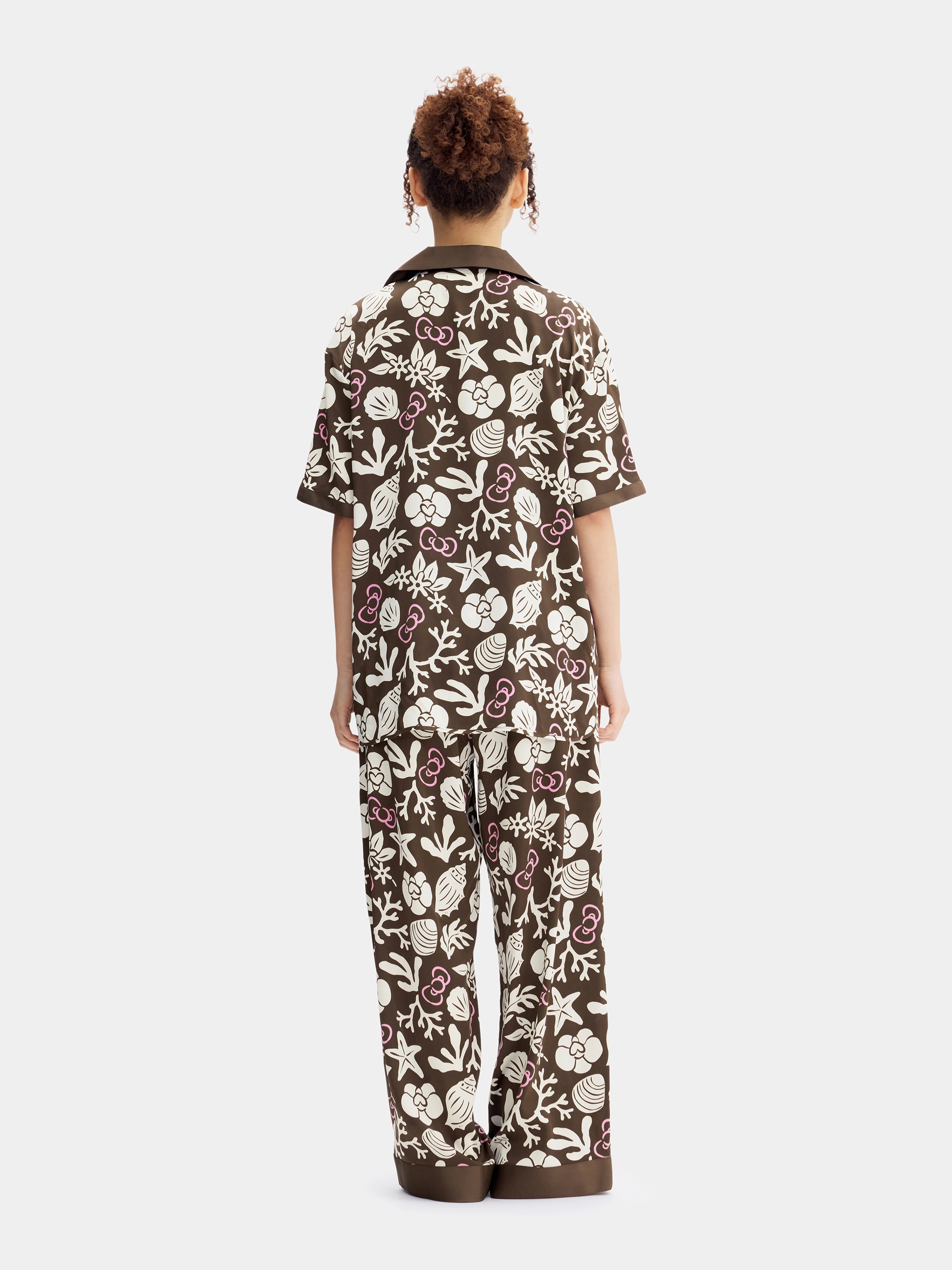 "Hello Kitty" Satin Loungewear Set Short Sleeve – Coconut Brown