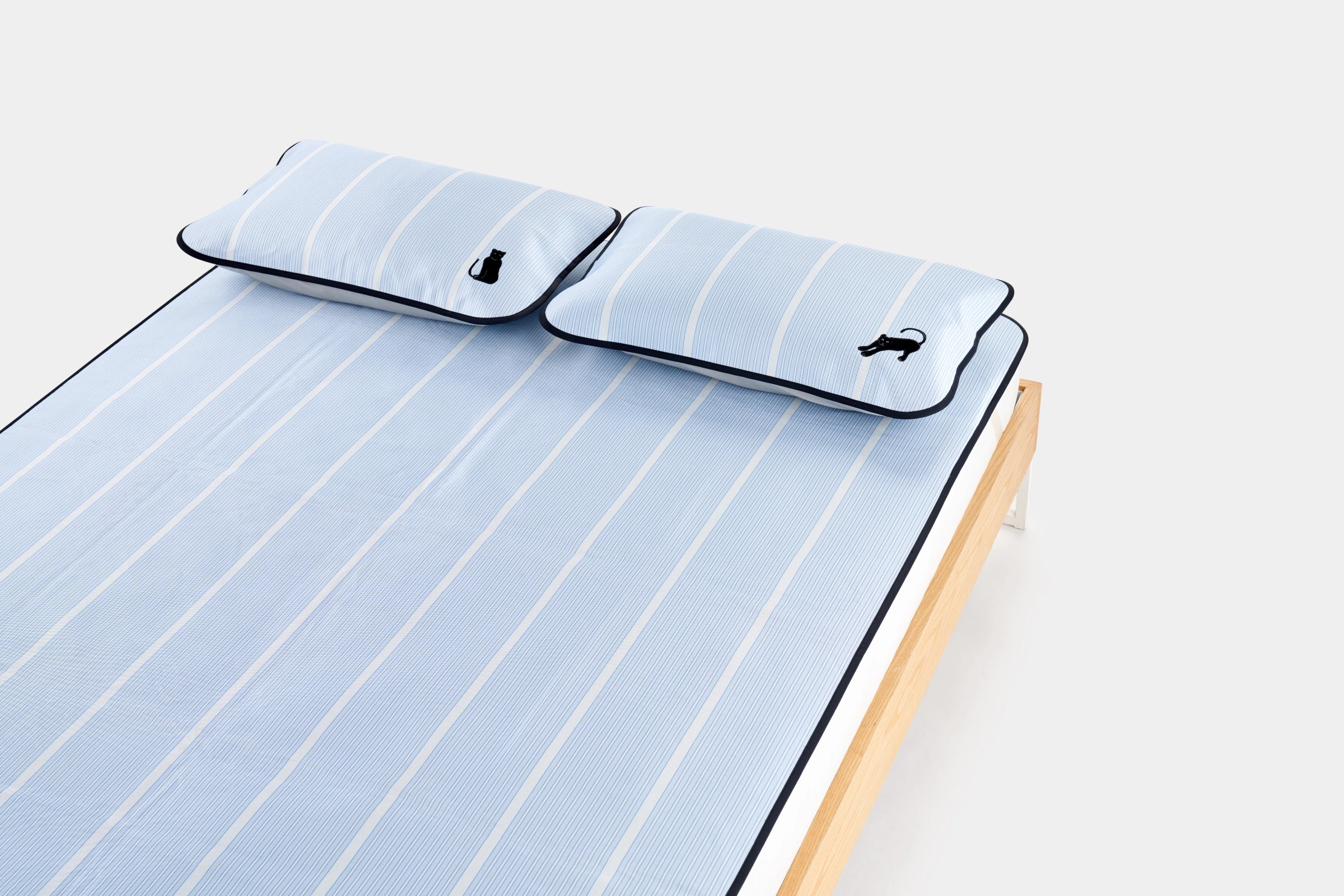 "Z Black Panther" Cooling Mat Set Black Panther