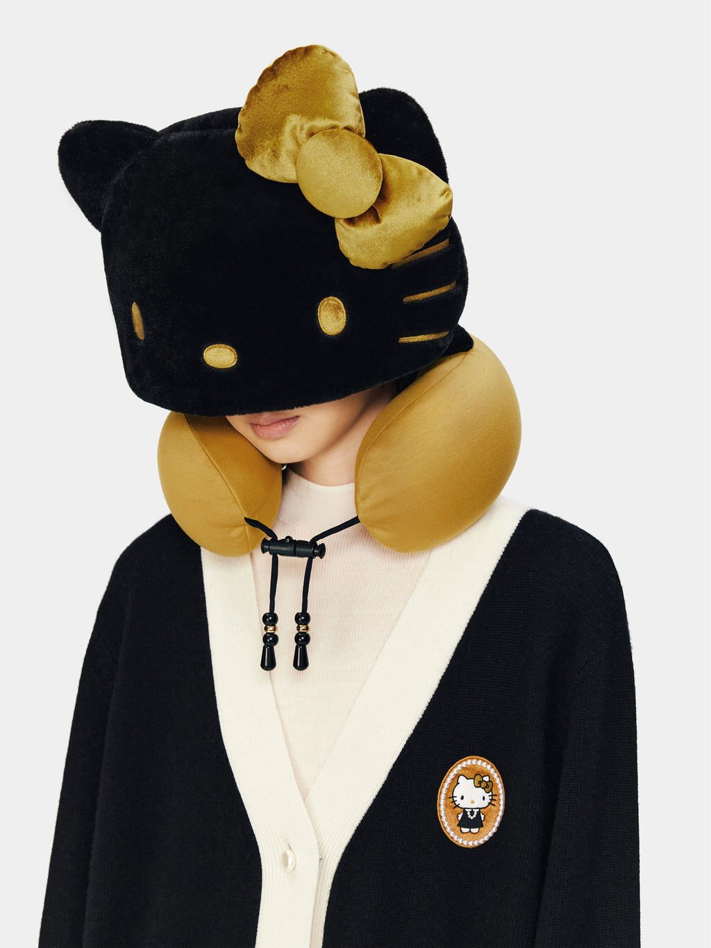 "Hello Kitty" Travel Neck Pillow – Classic Black