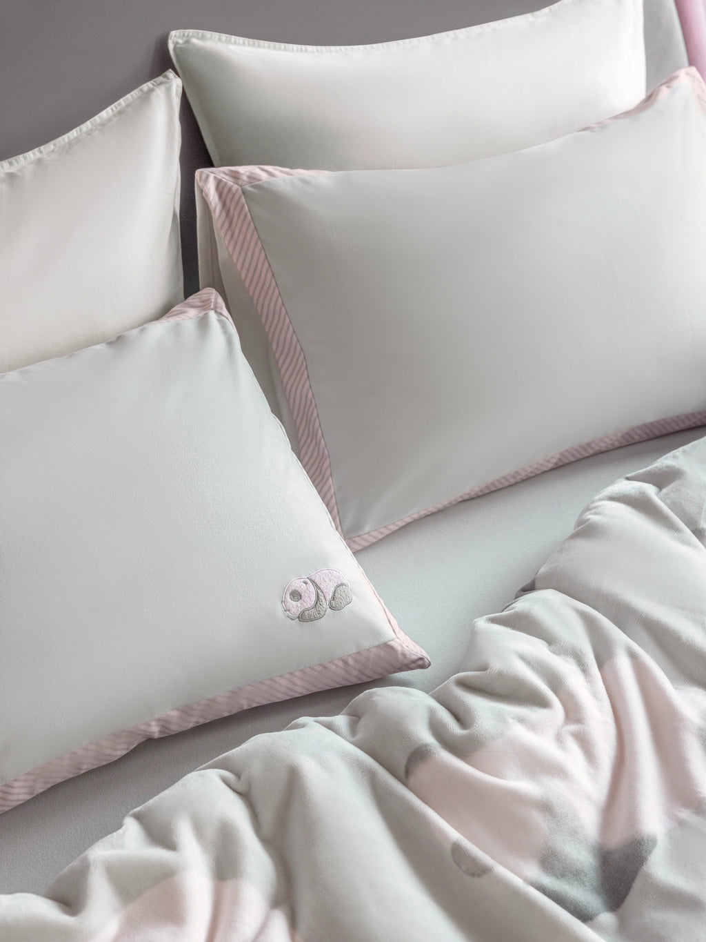 "Panda PomPom" Micro Flannel Bedding Set – Cream White