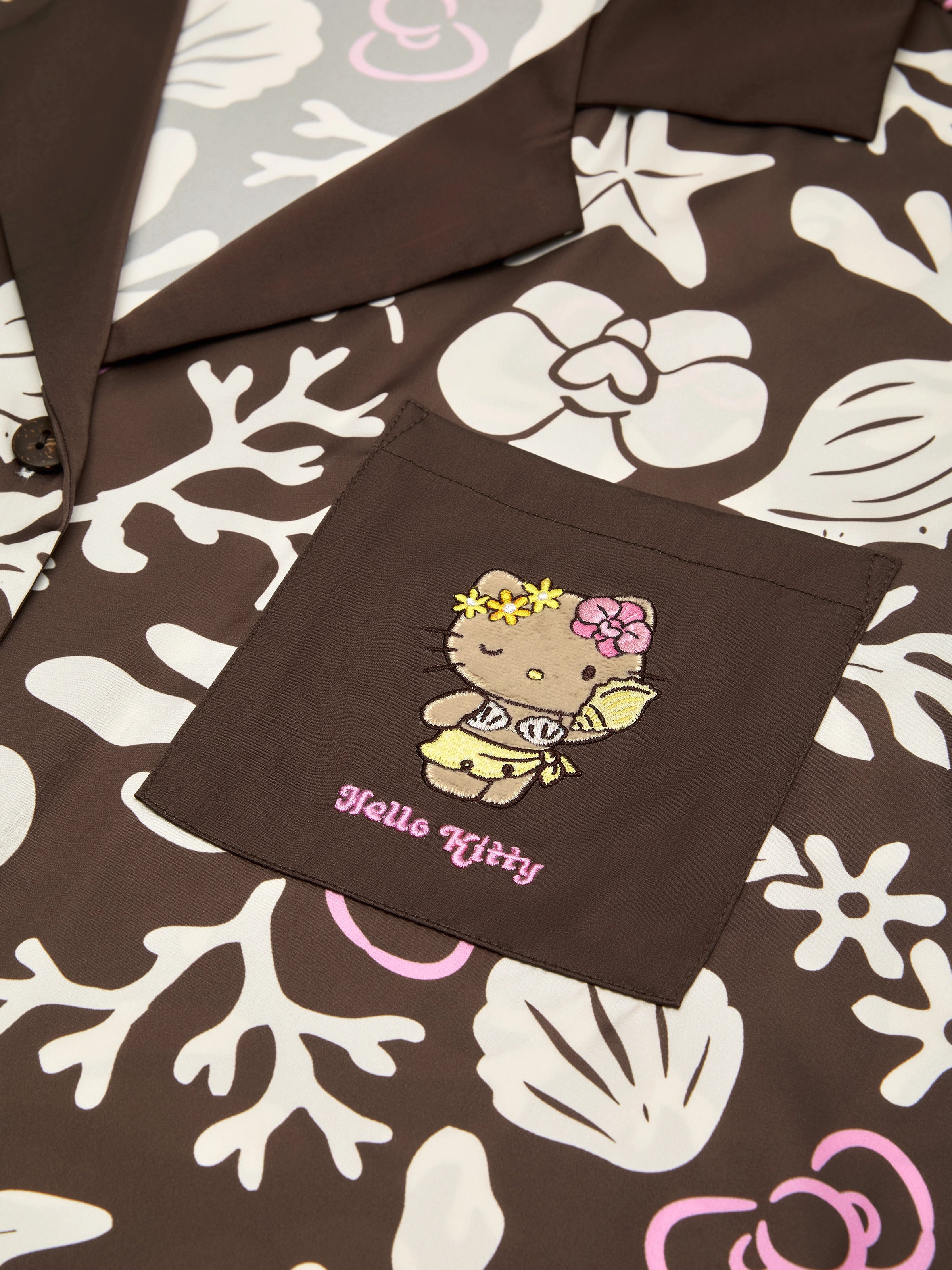 "Hello Kitty" Satin Loungewear Set Short Sleeve – Coconut Brown