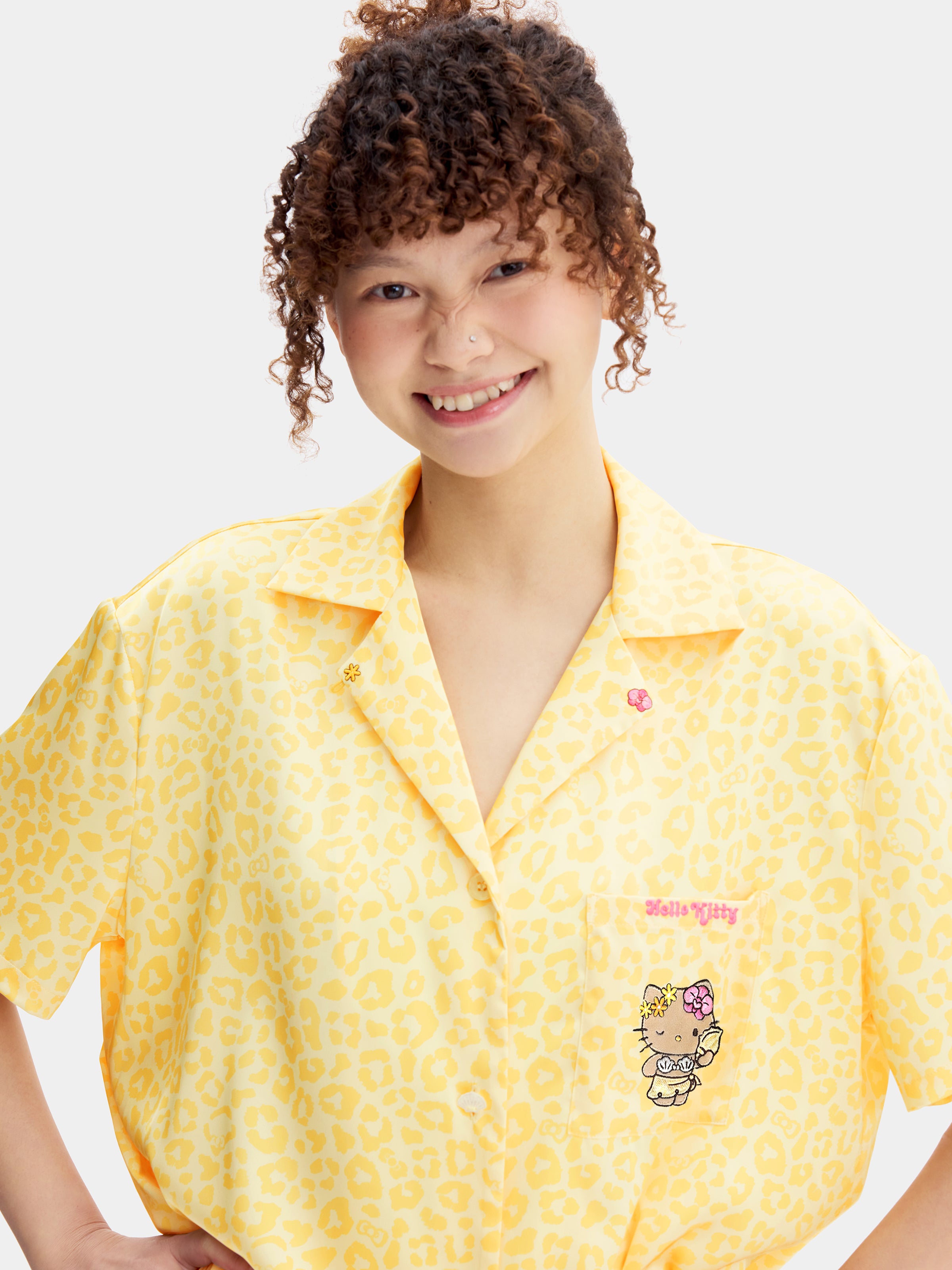"Hello Kitty" Satin Loungewear Set Short Sleeve – Sunbeam Leopard