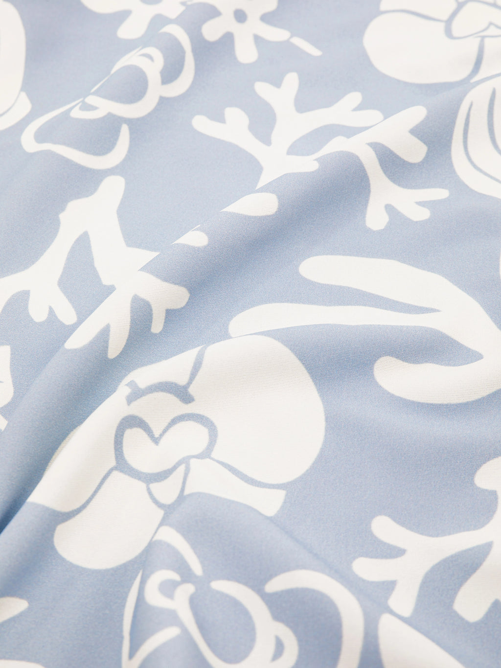 "Hello Kitty" Cooling Blanket – Breezy Blue
