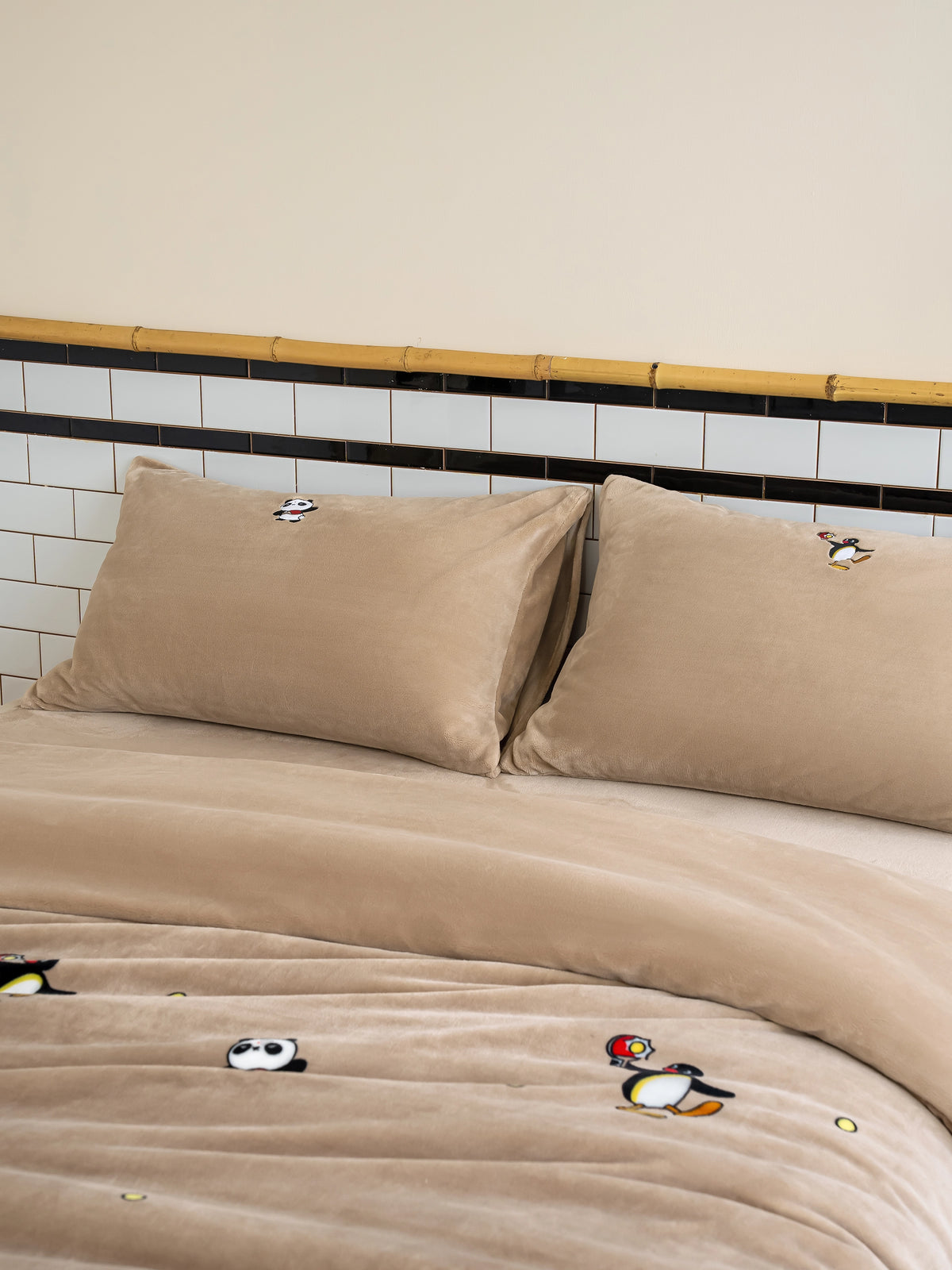 PIN!POM! Flannel Bedding Set – Brown