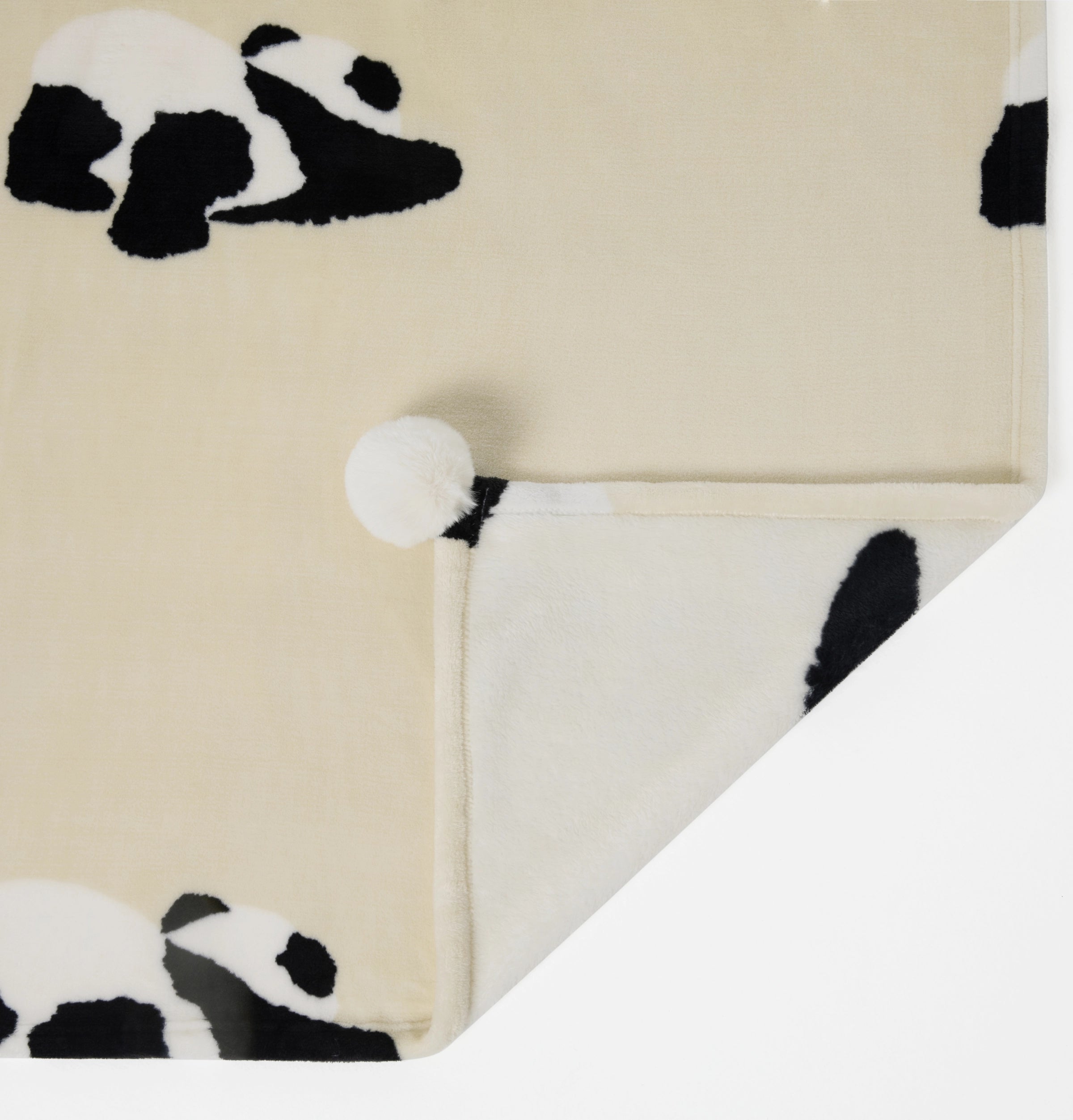 "Panda PomPom" Flannel Cozy Scented Blanket CutyPOM