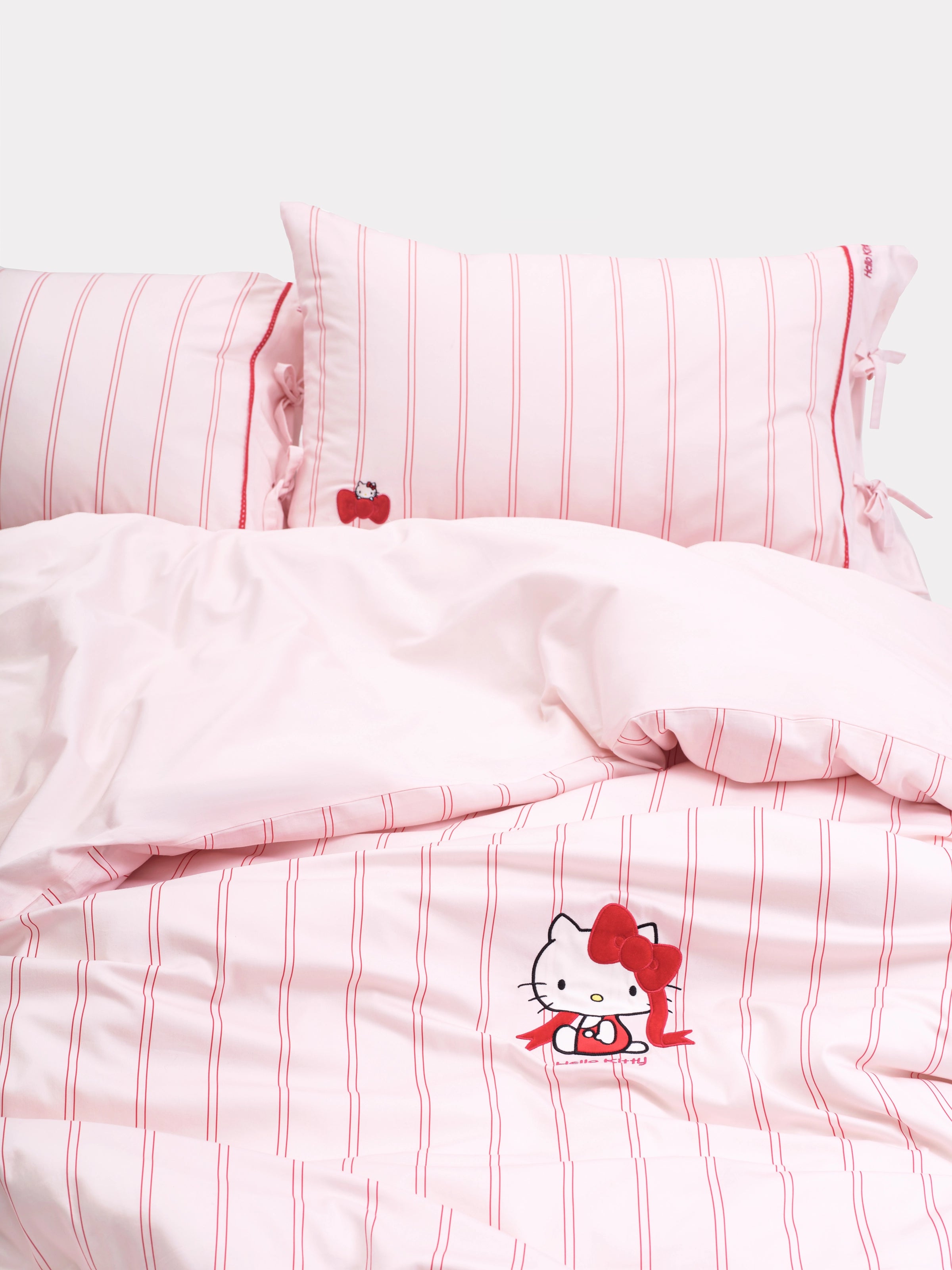 "Hello Kitty" Cotton Jacquard Bedding Set – Pink Stripes