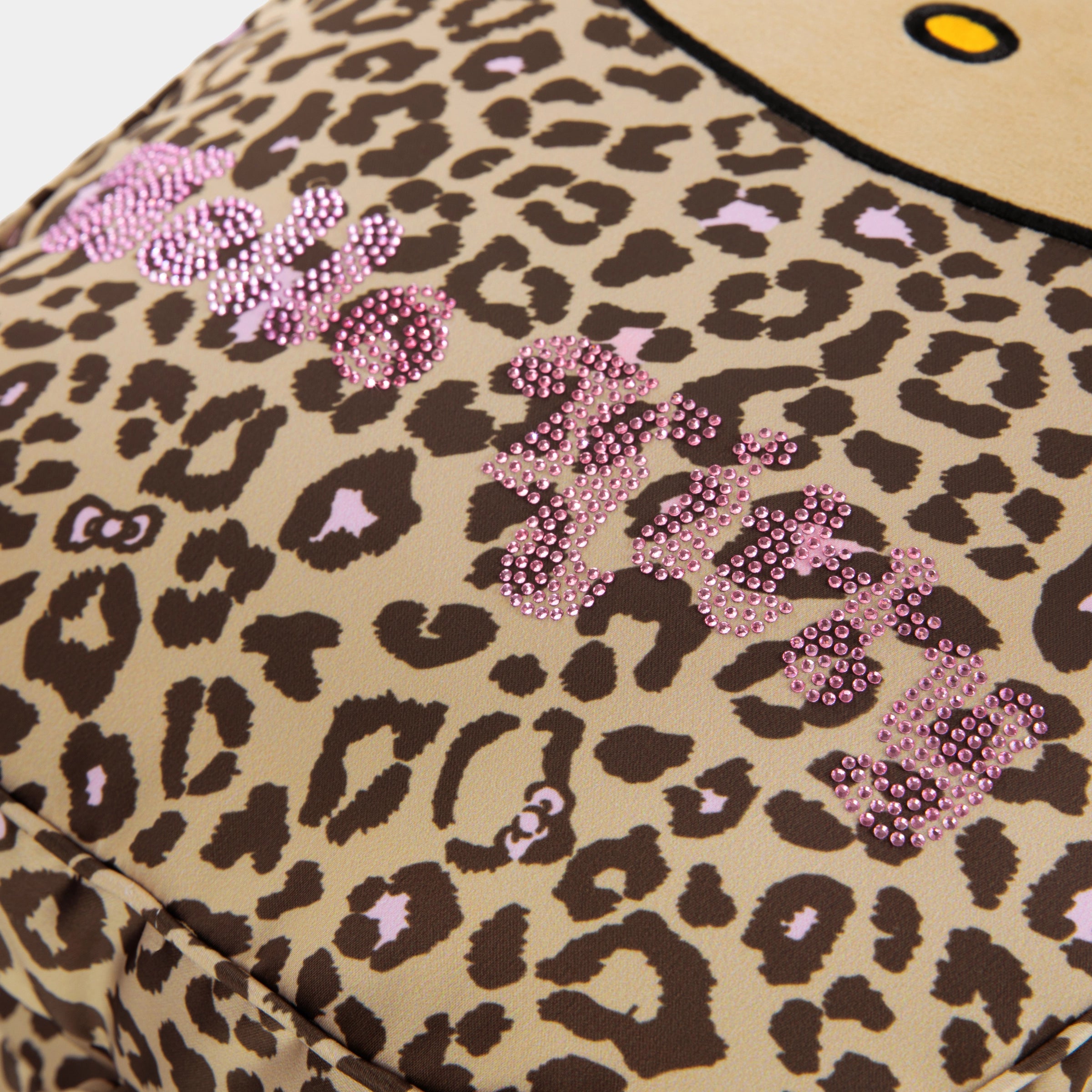 "Hello Kitty" Flip Phone Cushion Leopard