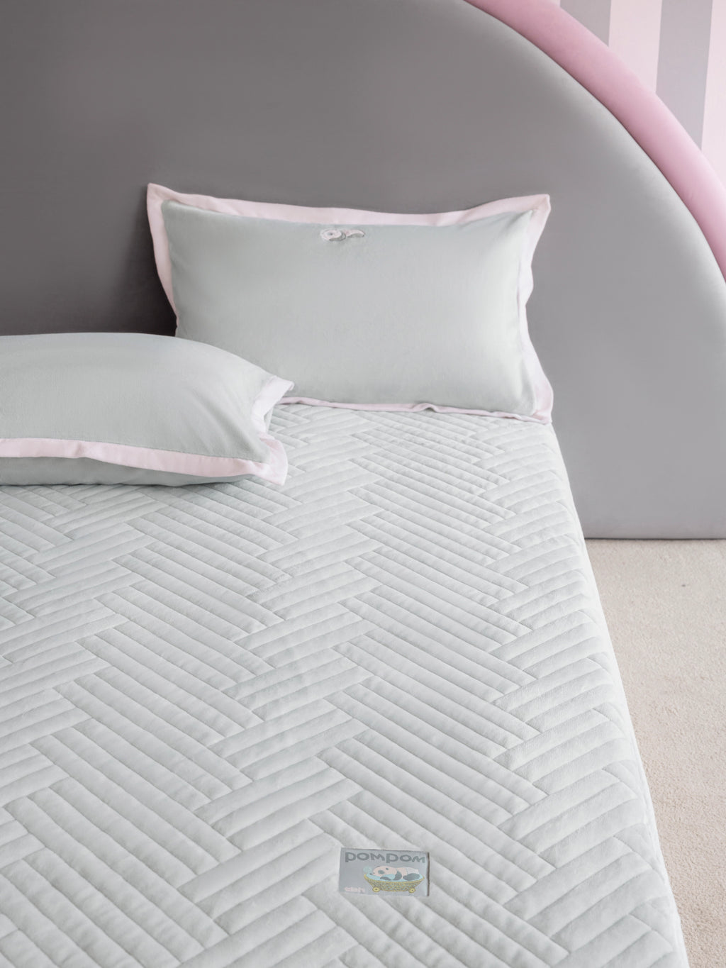 "Panda PomPom" Micro Flannel Mattress Protector Set