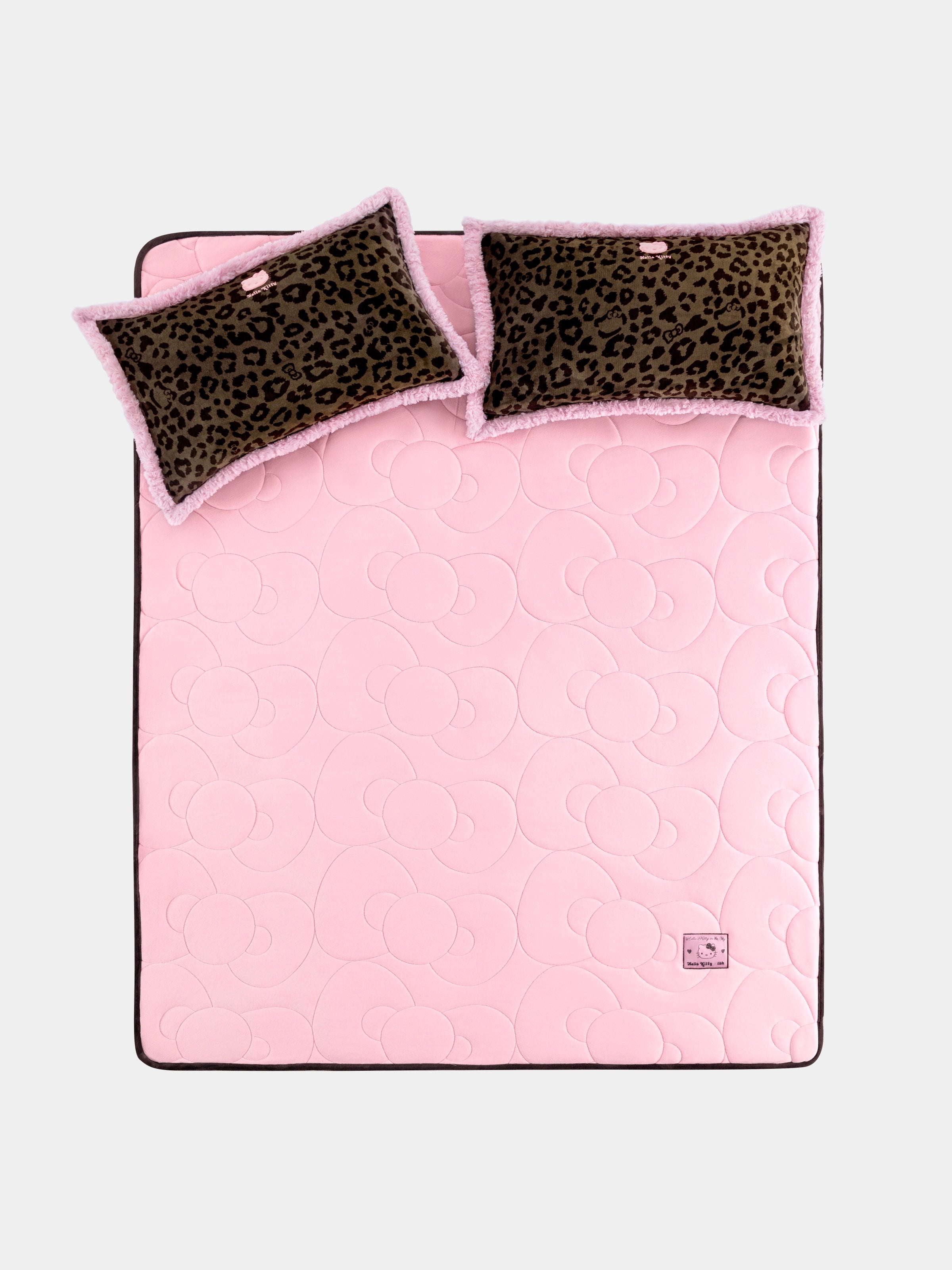 "Hello Kitty "Micro Flannel Mattress Protector Set Choco Pink