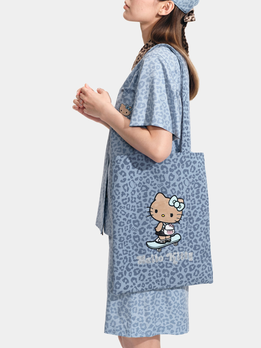 "Hello Kitty" Tote Bag – Denim Leopard