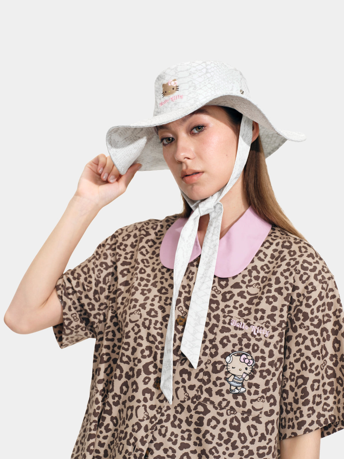 "Hello Kitty" Baseball Cap – White Snake Print