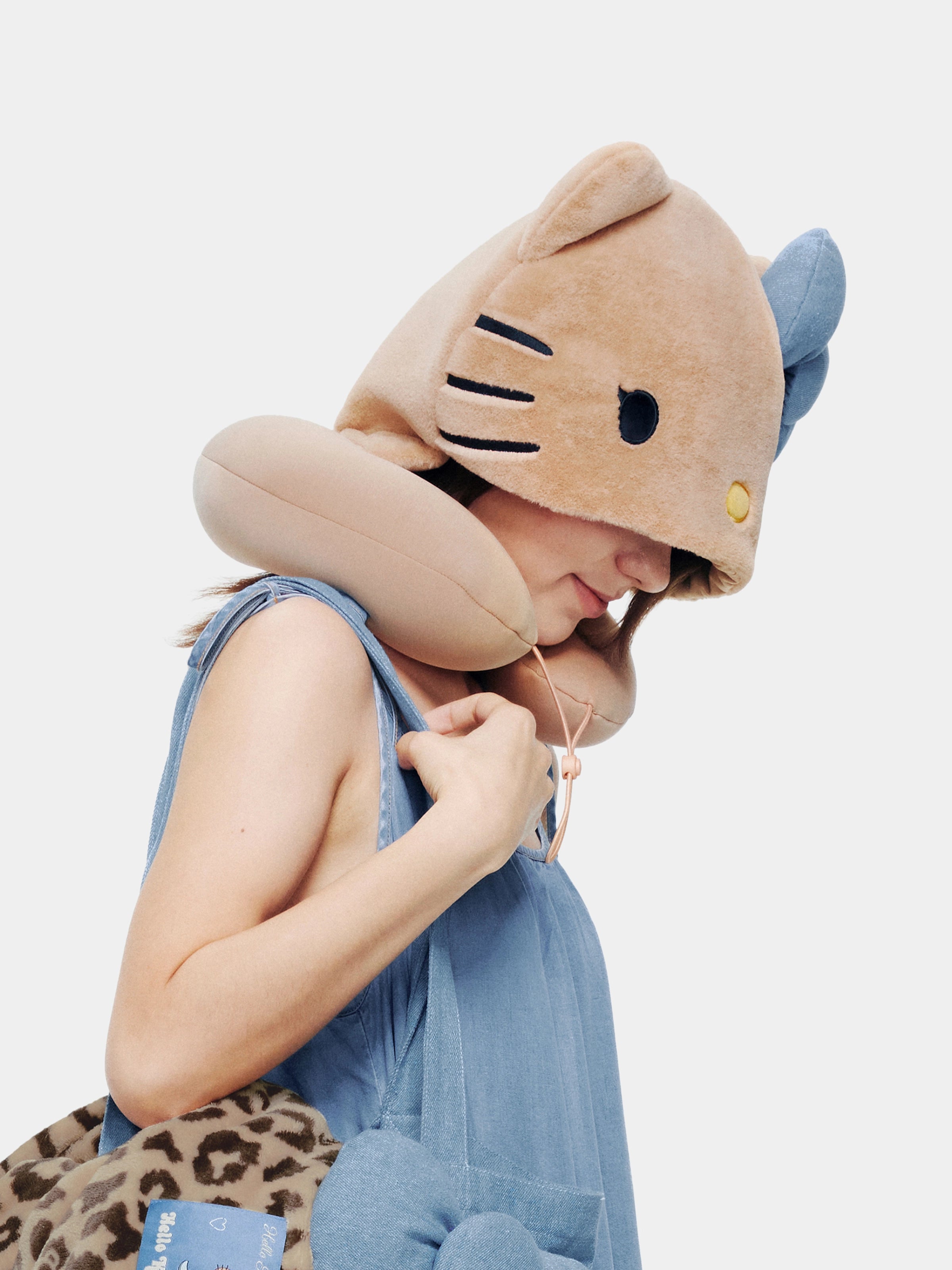 "Hello Kitty" Travel Neck Pillow