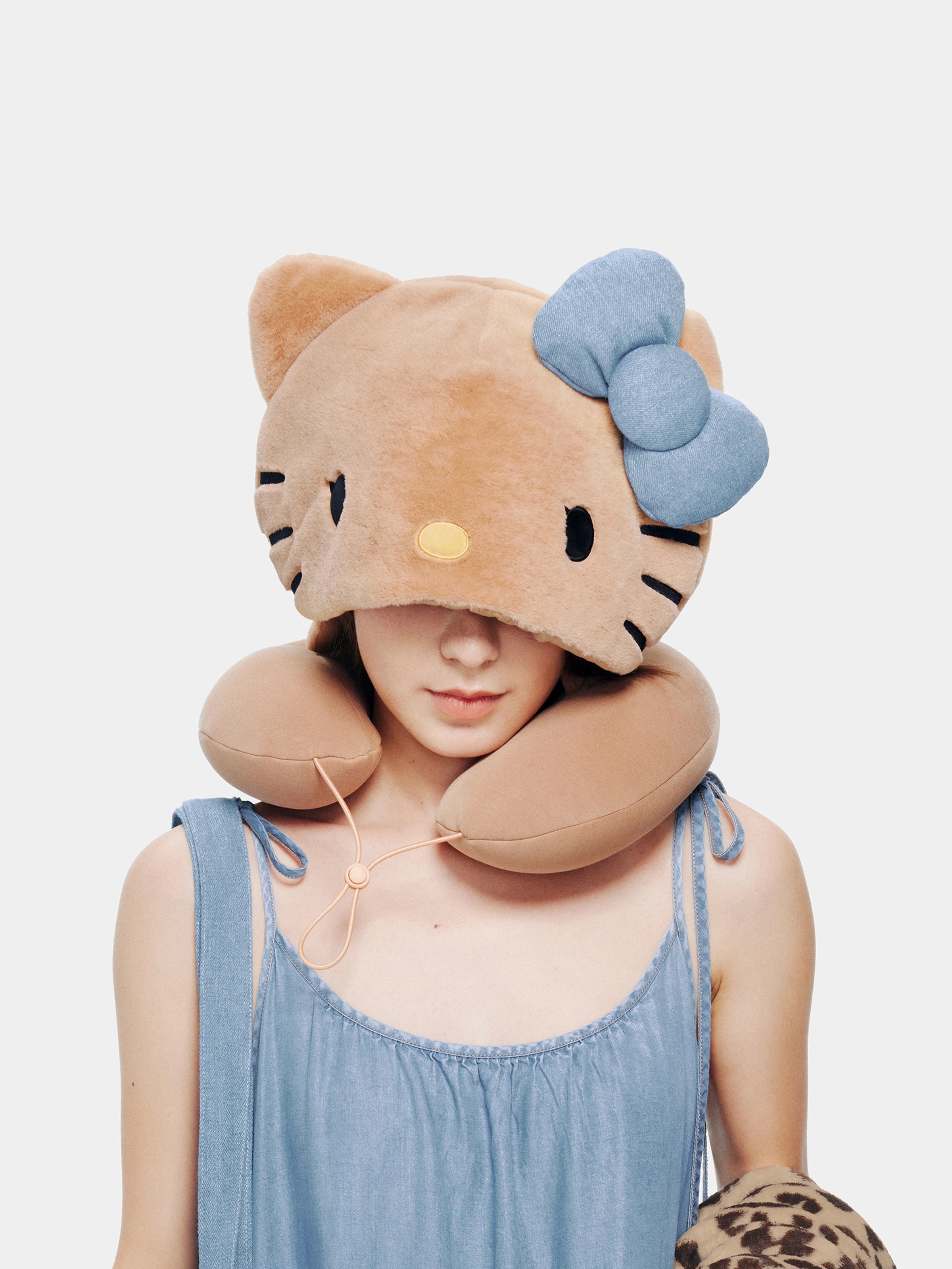 "Hello Kitty" Travel Neck Pillow
