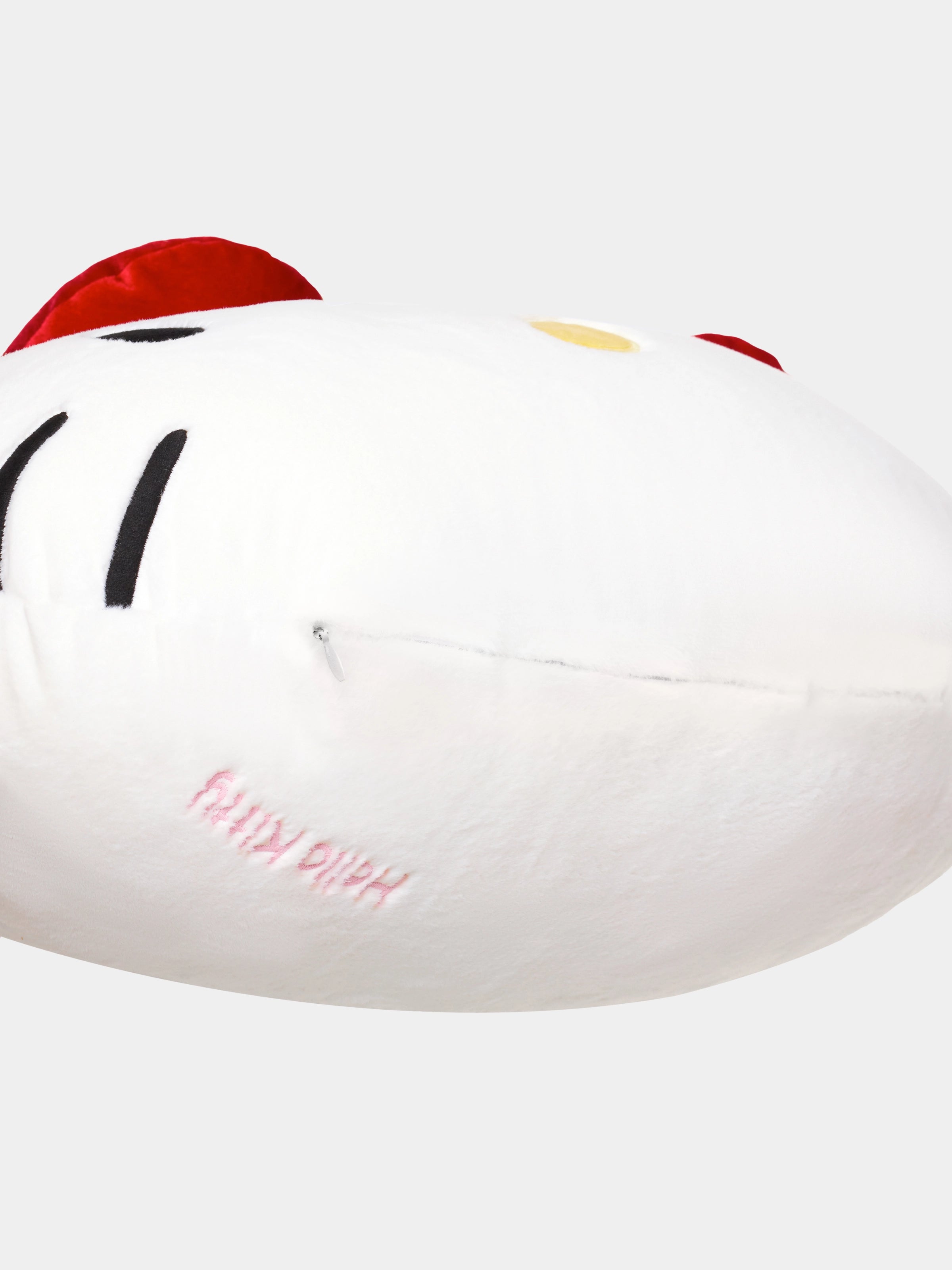 "Hello Kitty" Cushion & Flannel Throw sets Bow Tie