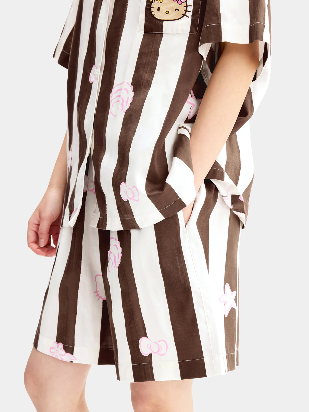 "Hello Kitty" Tencel Cotton Blend Loungewear Set Short Sleeve & Shorts – Coconut Brown