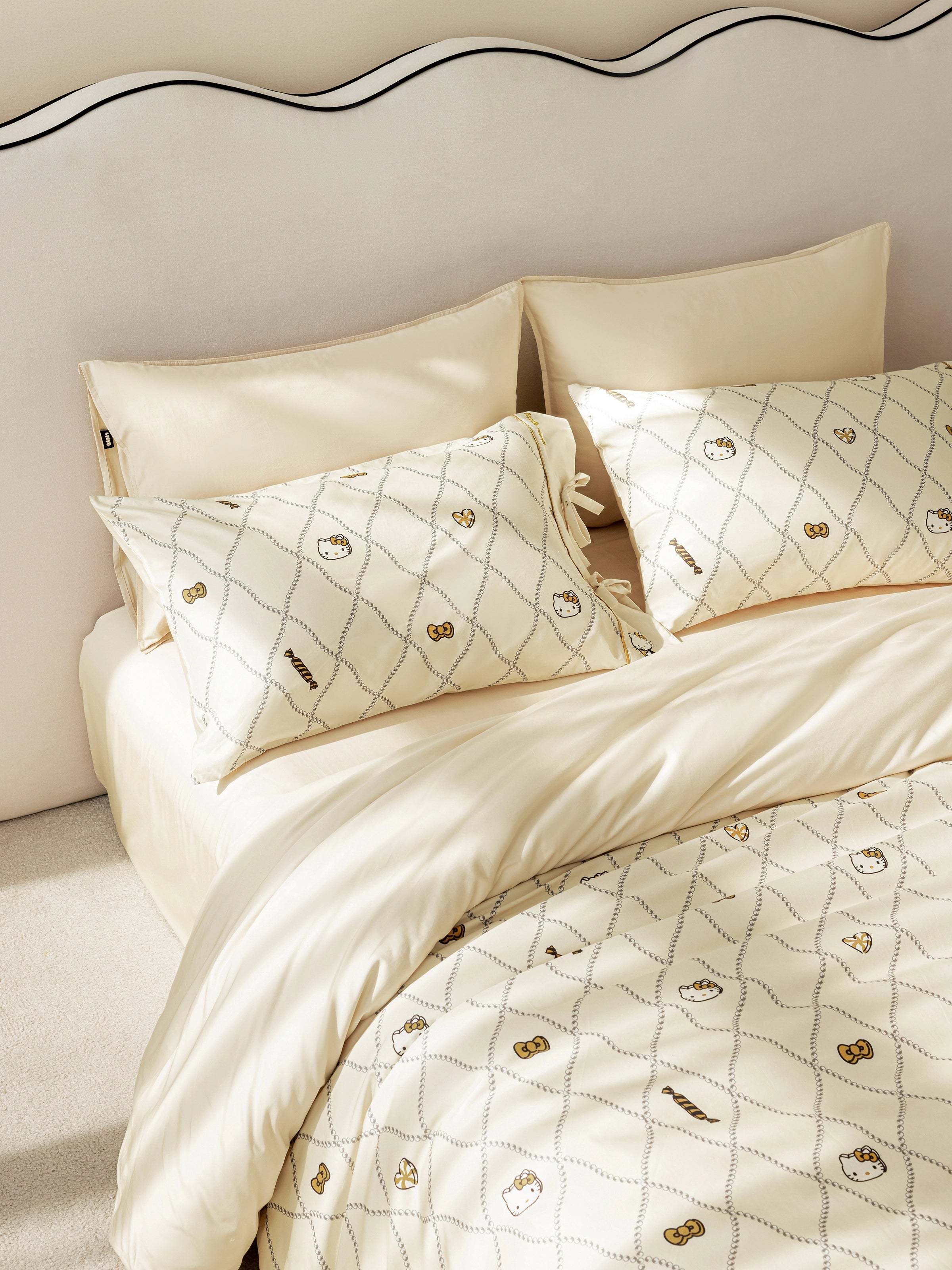 "Hello Kitty" Cotton Sateen Bedding Set – Candy House