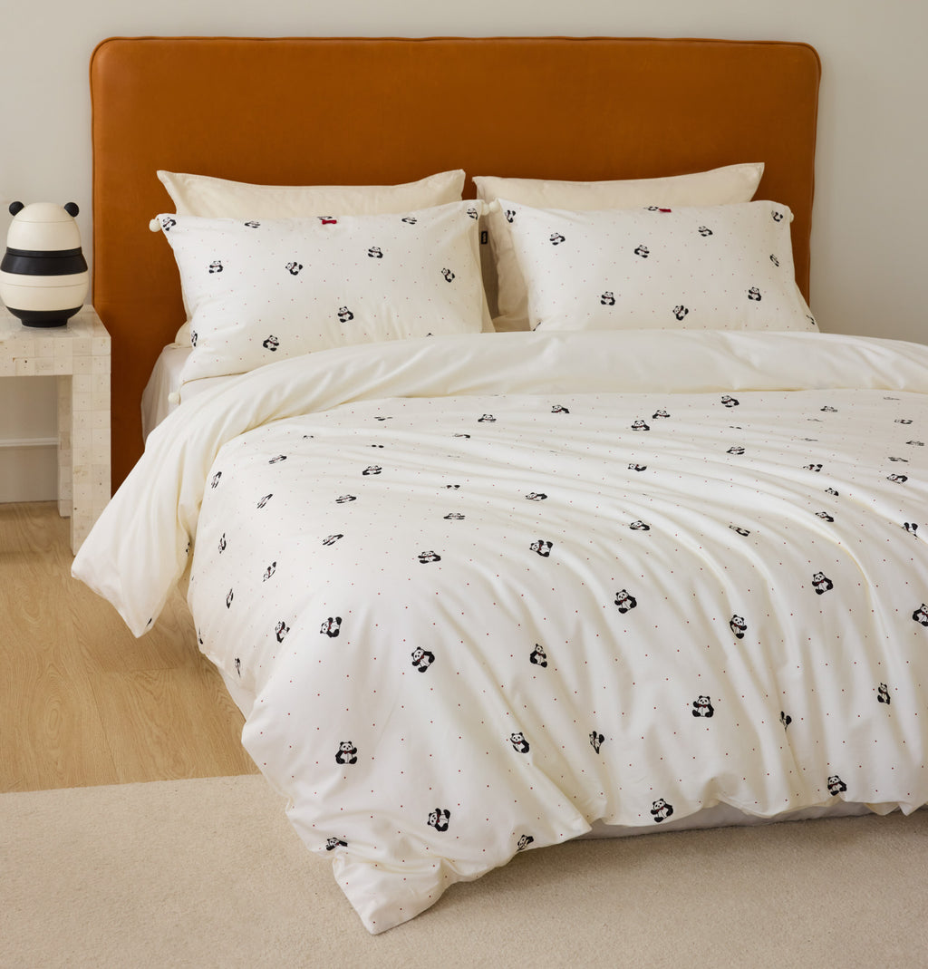 "Panda PomPom"  cotton sateen bedding set White