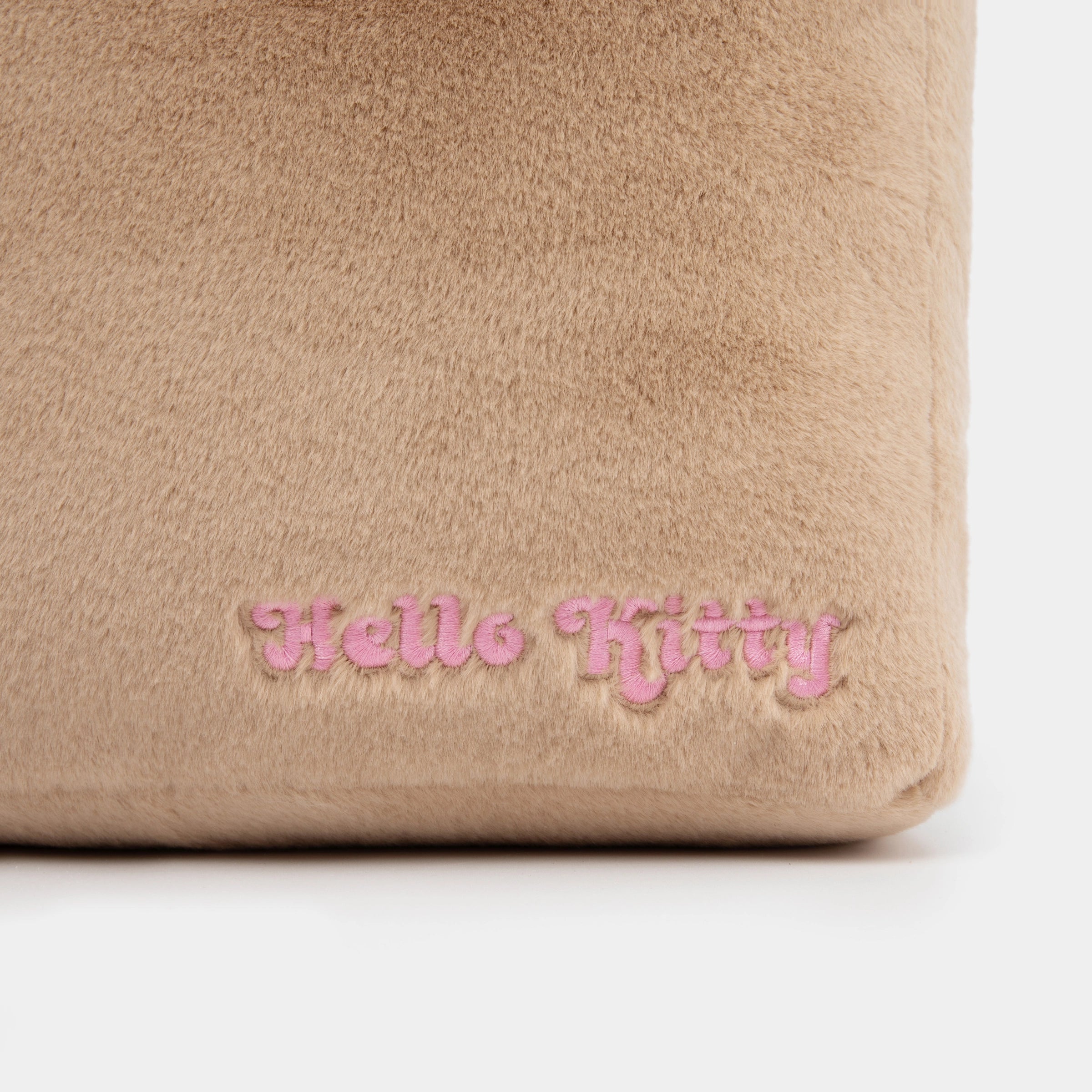 "Hello Kitty" Bricks Cushion