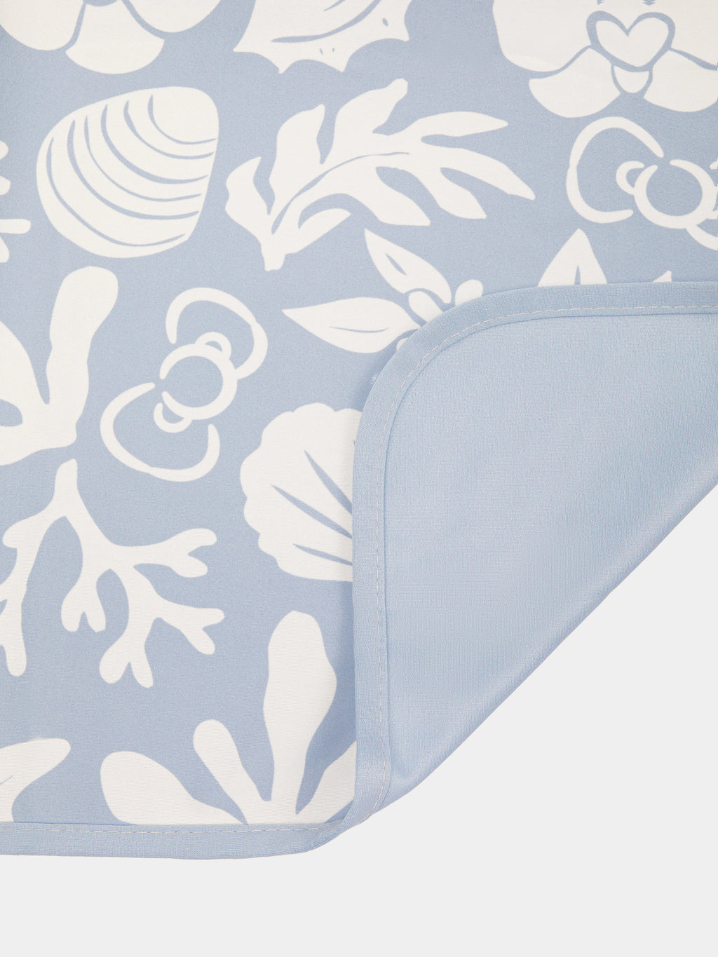 "Hello Kitty" Cooling Blanket – Breezy Blue