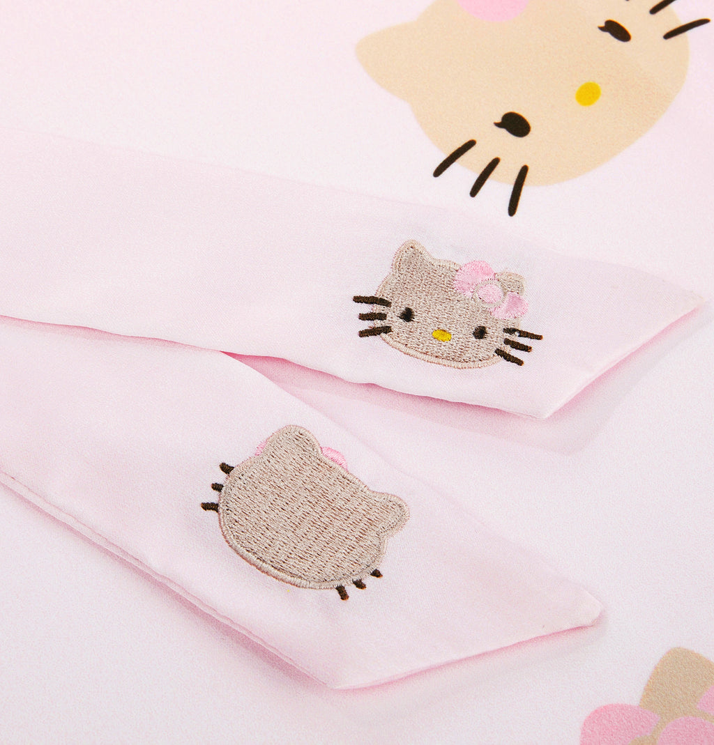 "Hello Kitty" Satin Dressing Gown Set – Y2K Pink