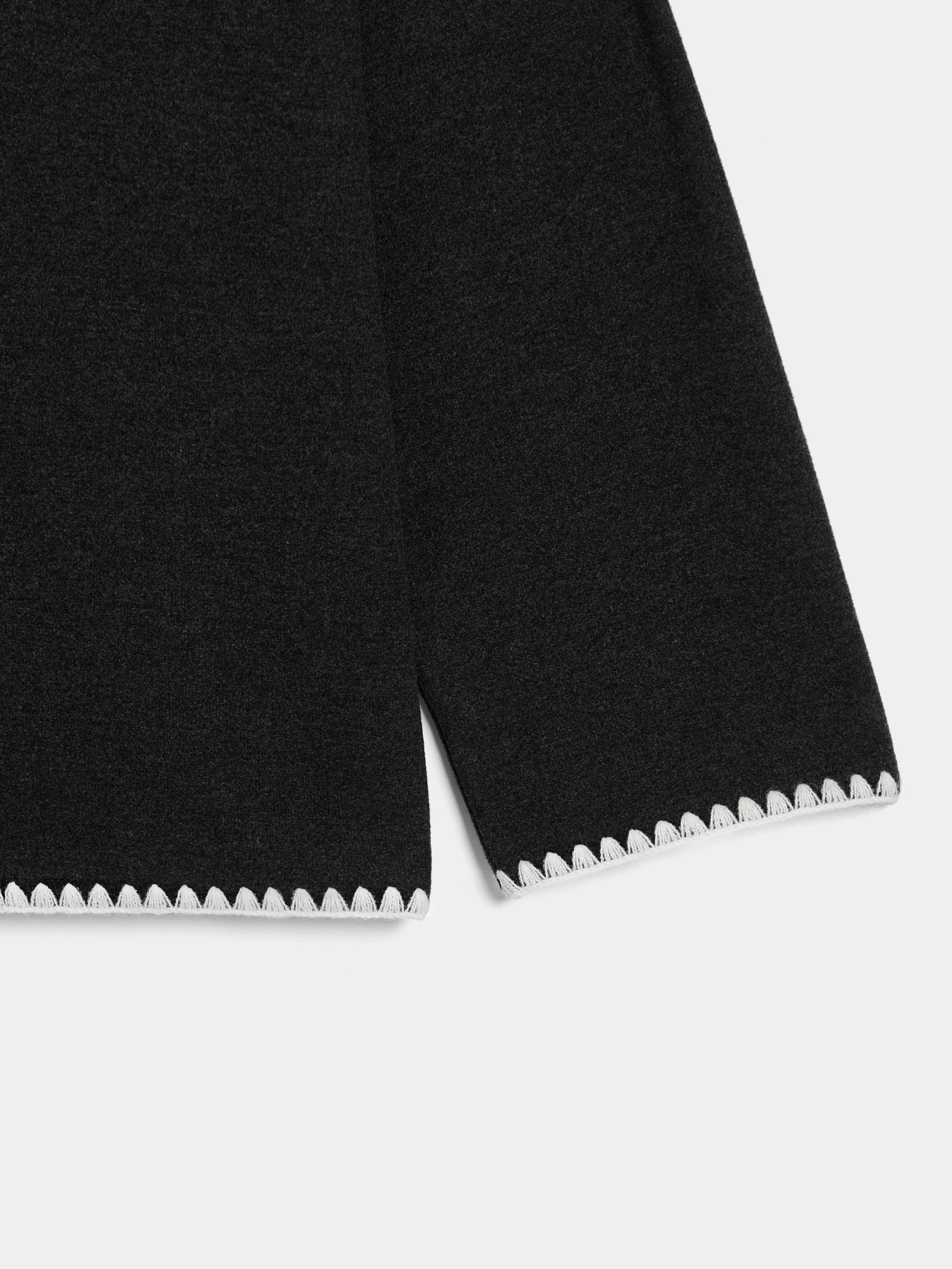 "Panda PomPom" Cream Fleece Loungewear Set – Black